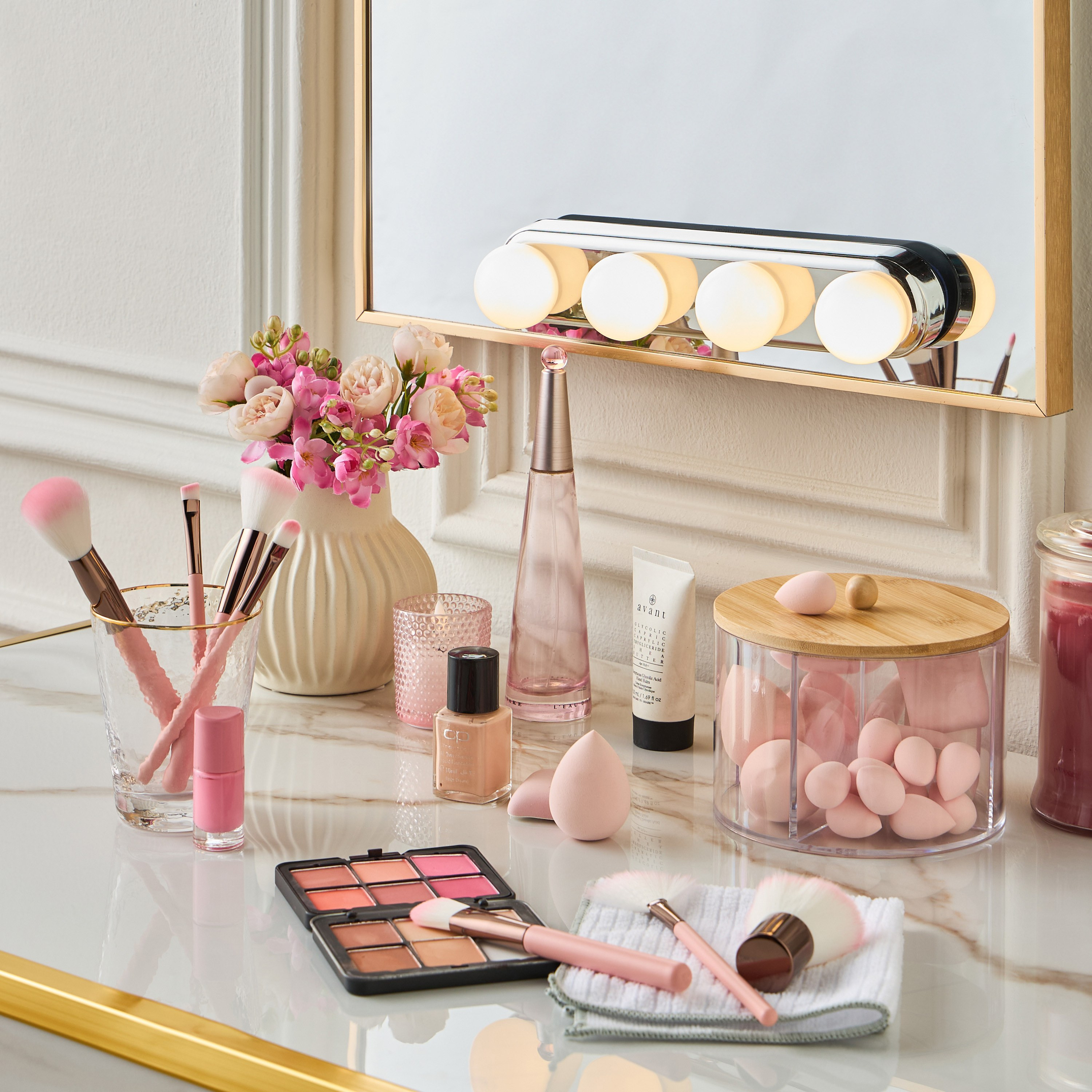 Clara Beauty Organiser with Makeup Puffs and Blenders-household-generalaccessories-hygieneessentials-image-5