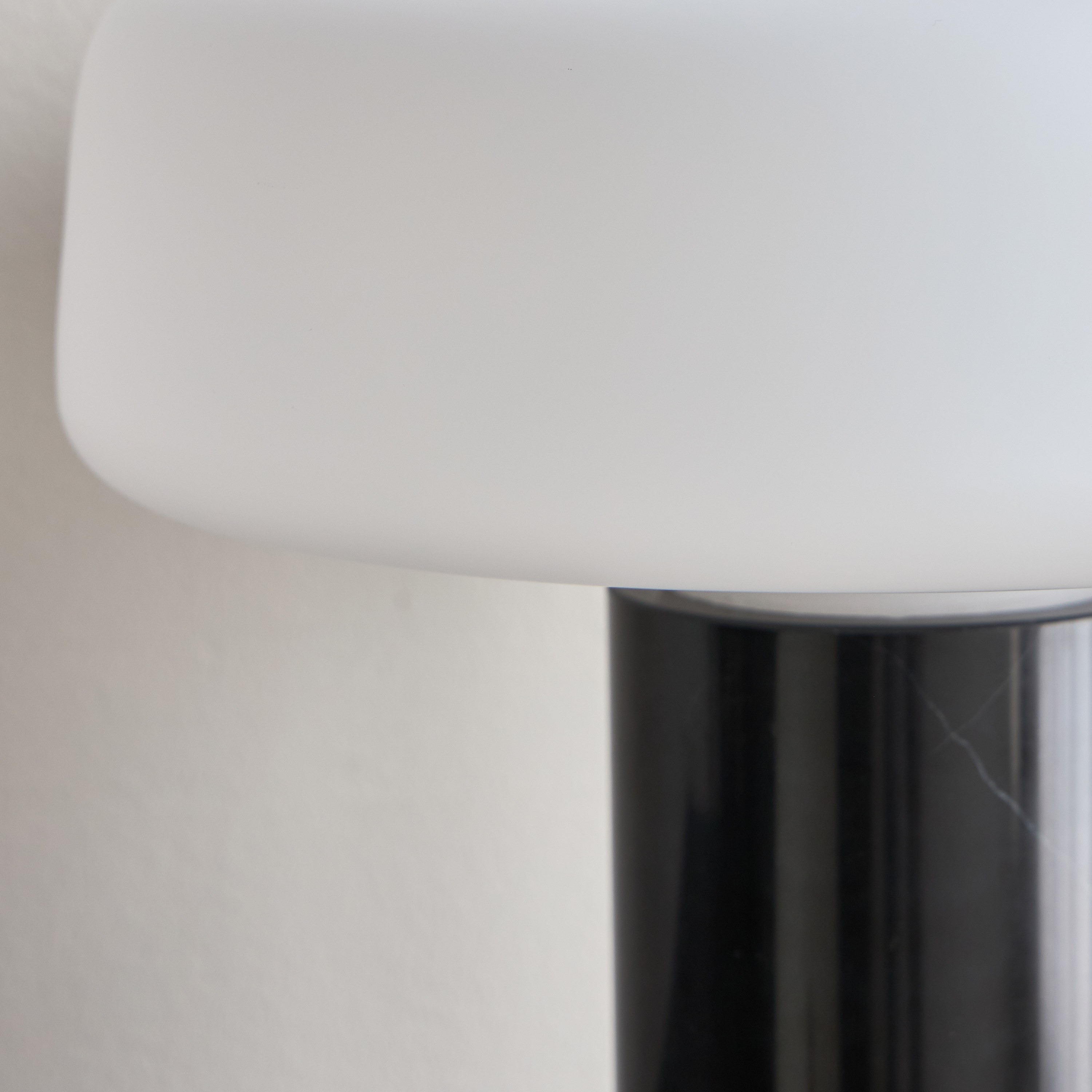 Makki Marble Table Lamp - 35 cm-household-lighting-tableanddesklamps-image-3