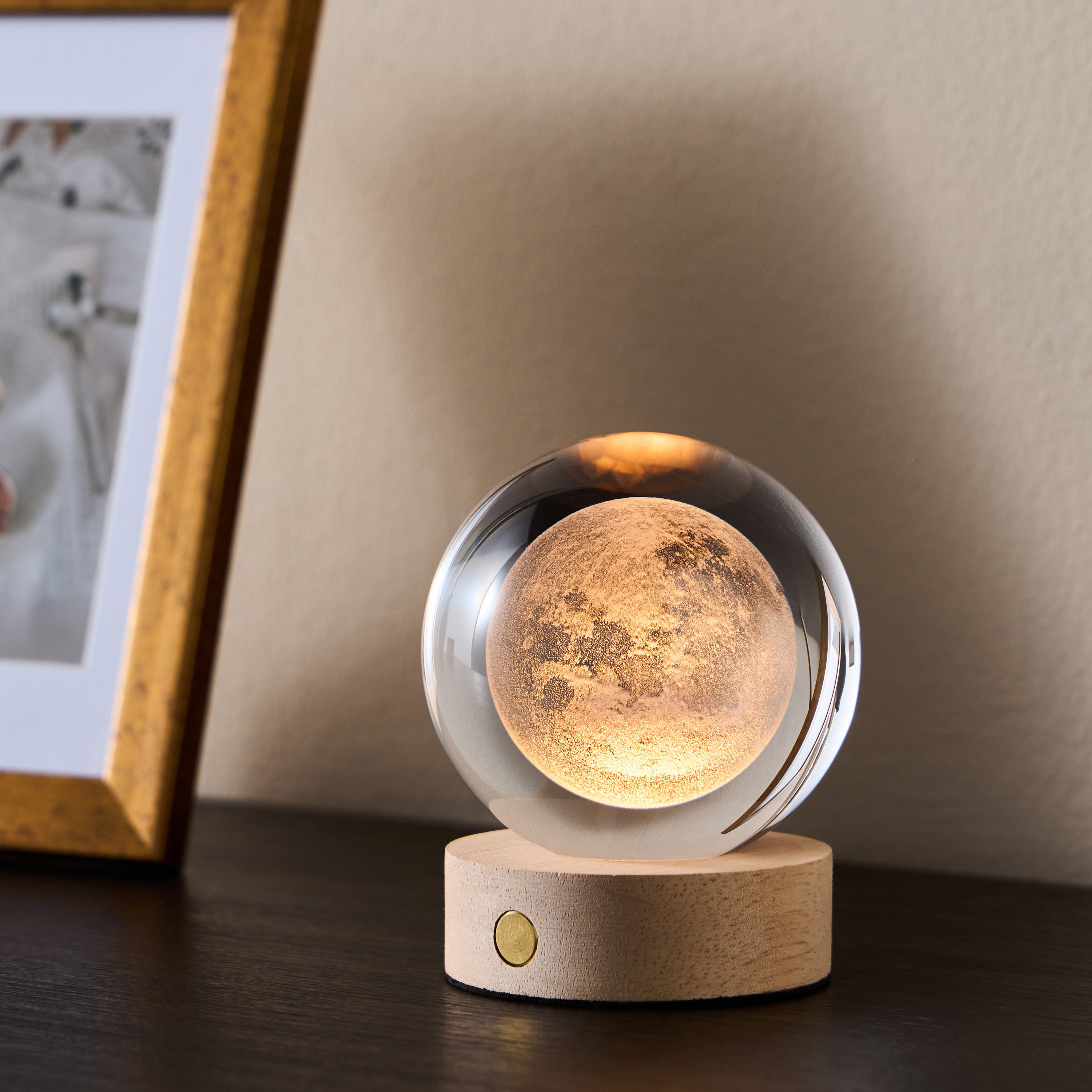 Aspen USB Operated LED Crystal Ball-household-lighting-decorativelighting-noveltylights-image-4