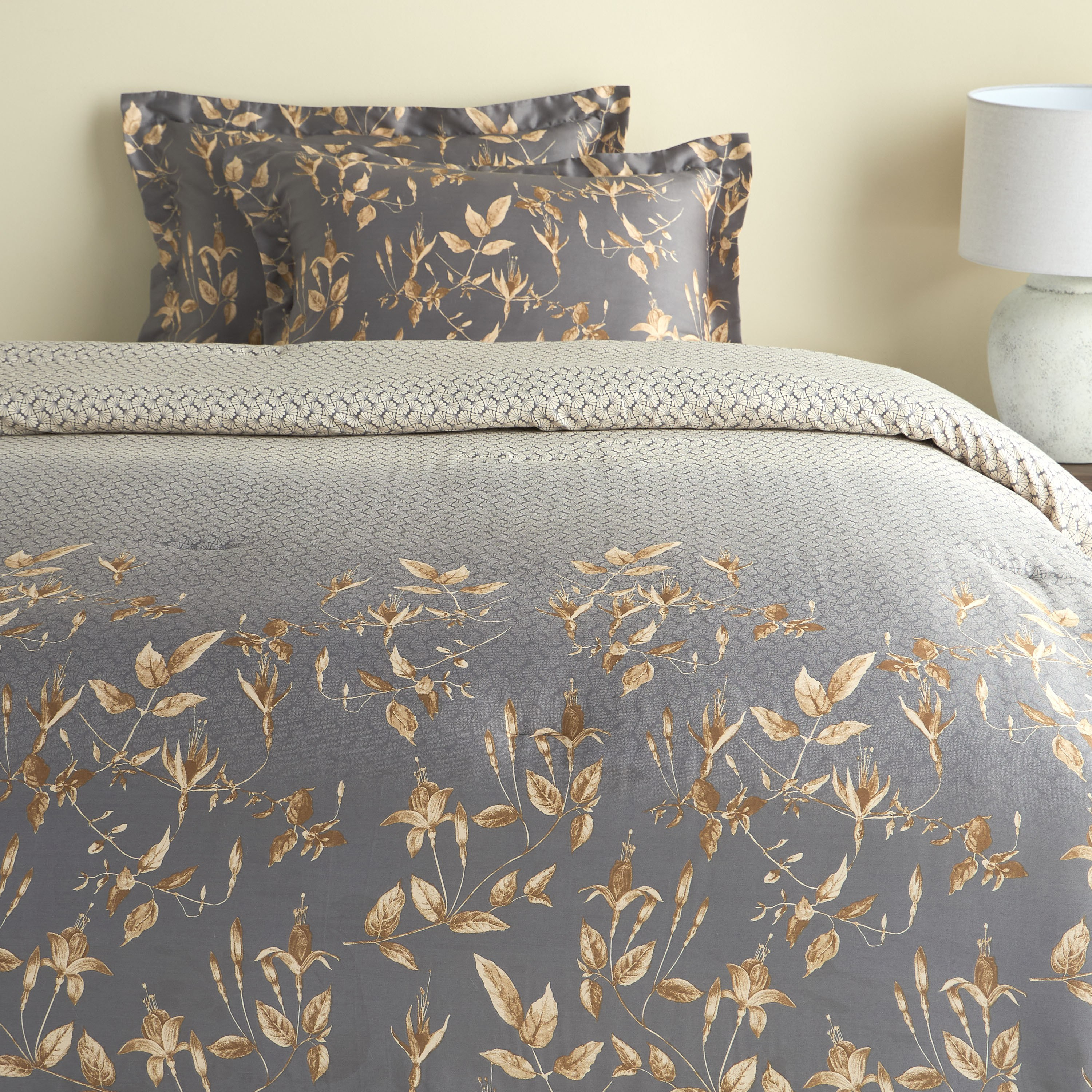 Khai Tencel Printed 220 Thread Count 3-Piece Super King Comforter Set - 240x260 cm-household-bedding-comfortersandbedspreads-comforters-image-2