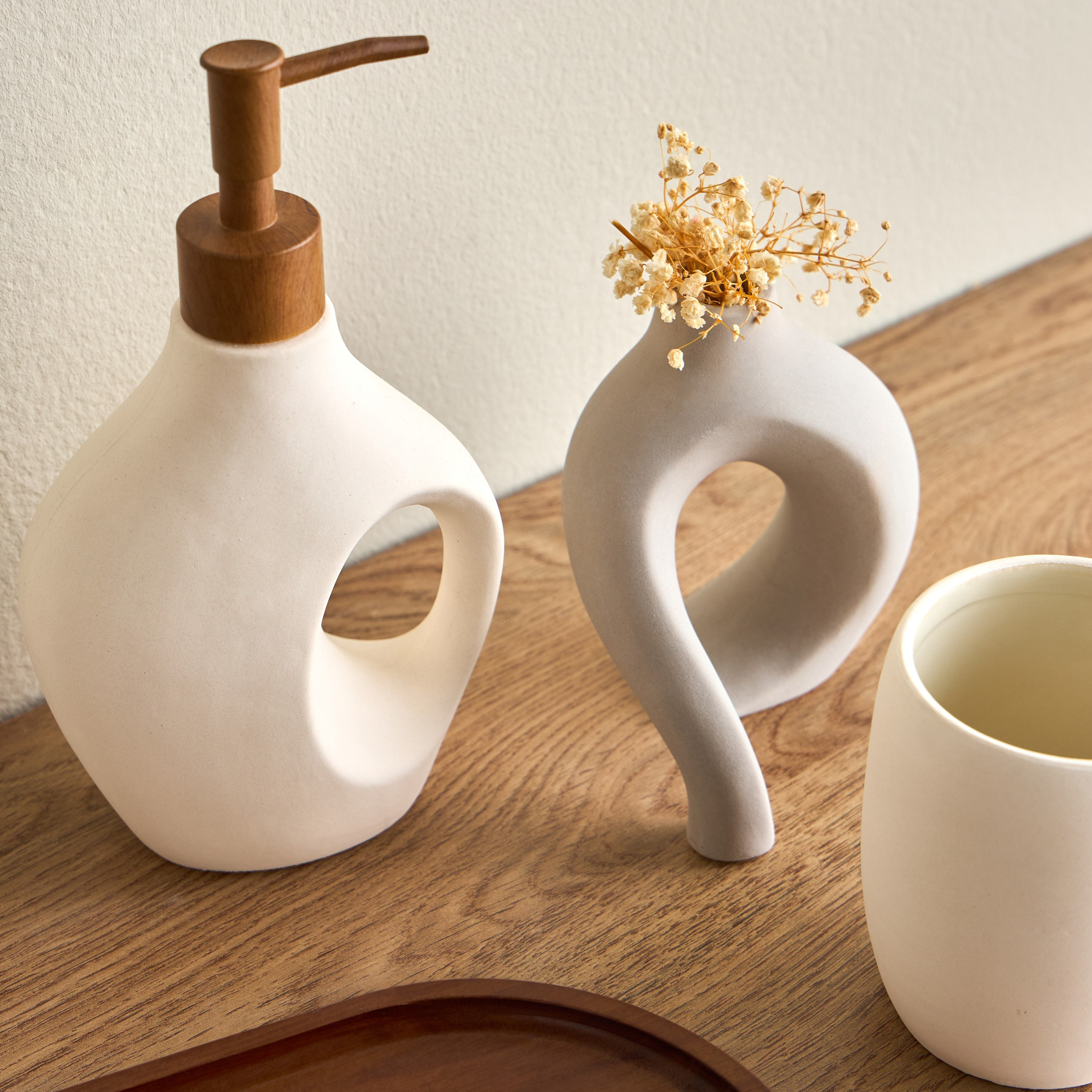 Emily 4-Piece Ceramic Bathroom Accessory Set-household-bathandlaundry-bathaccessories-bathaccessorysets-image-3