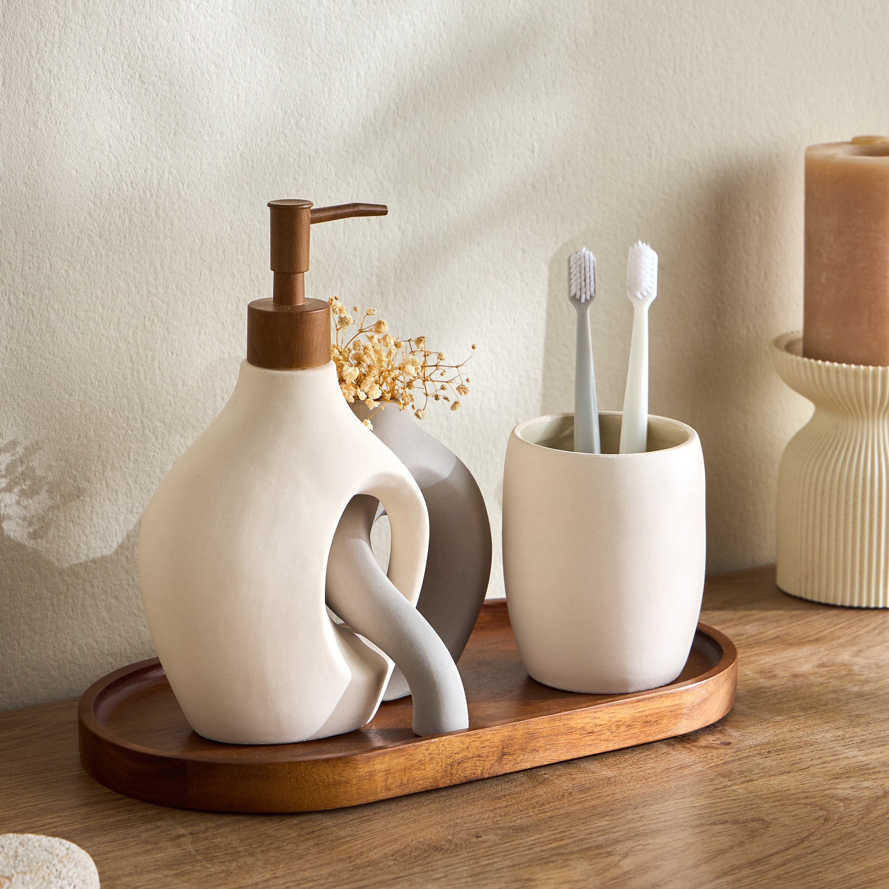Emily 4-Piece Ceramic Bathroom Accessory Set-household-bathandlaundry-bathaccessories-bathaccessorysets-image-4