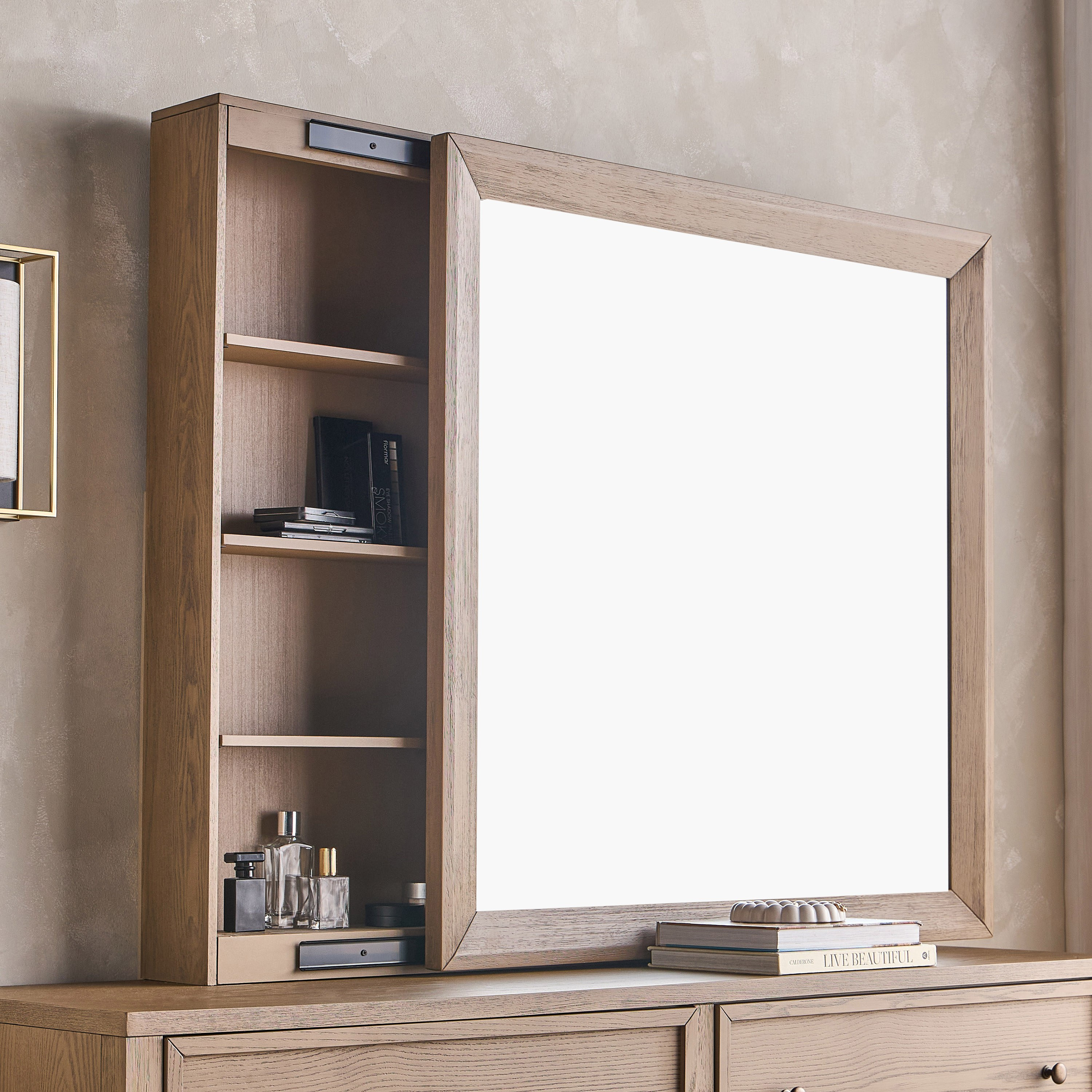 مرآة تسريحة بمساحة تخزين - ليوبولد-furniture-bedroom-dressersandmirrors-image-4