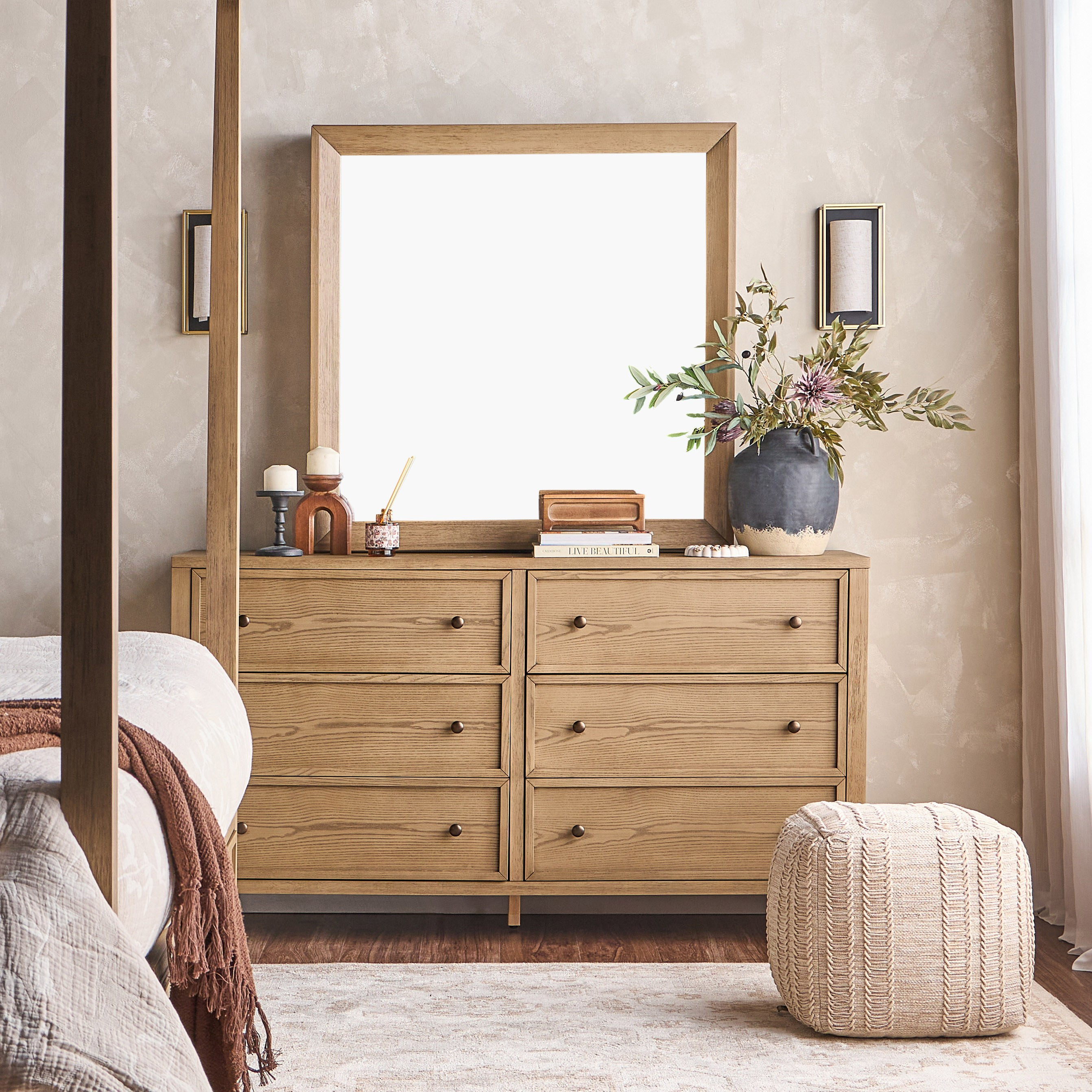 مرآة تسريحة بمساحة تخزين - ليوبولد-furniture-bedroom-dressersandmirrors-image-8