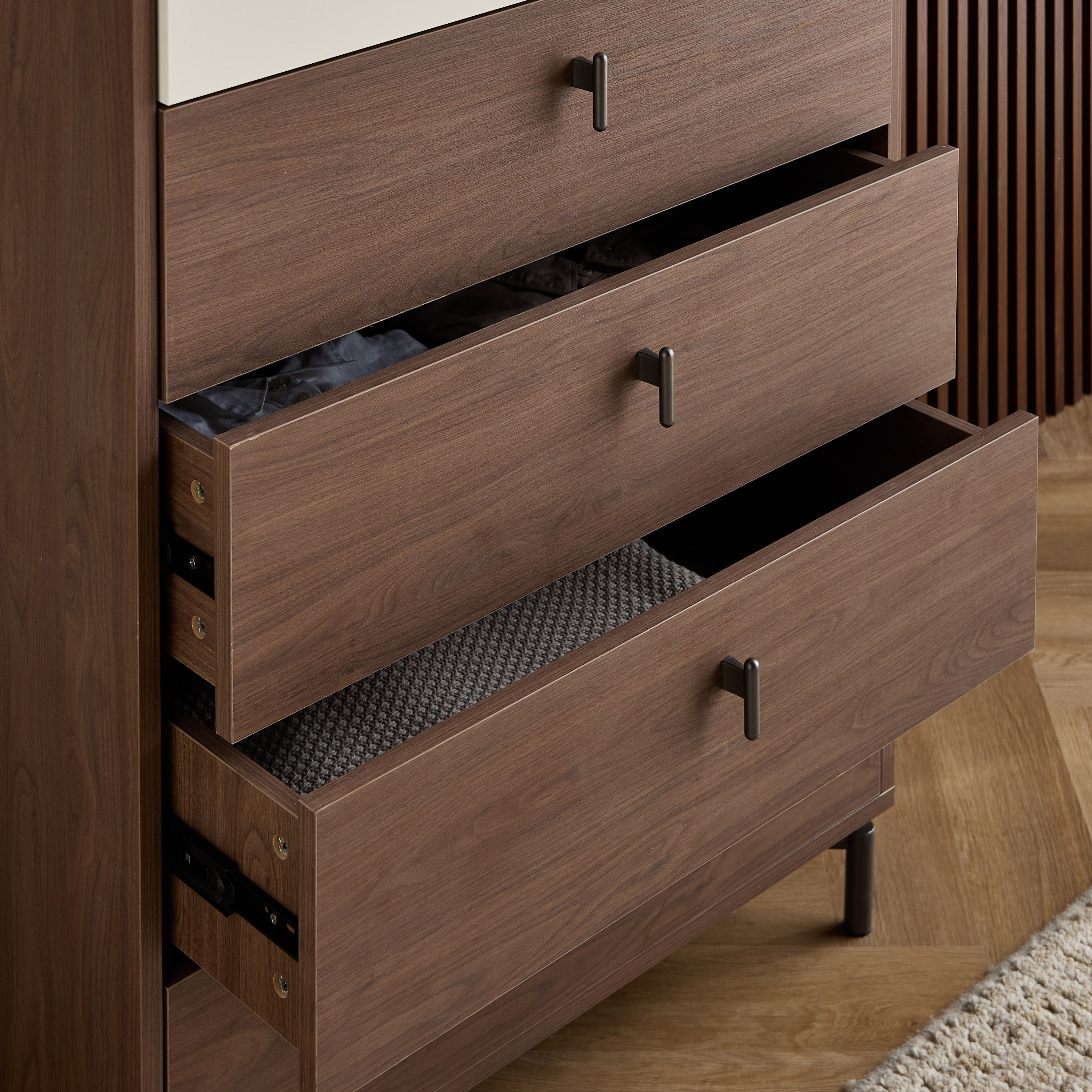 Zen Chest of 5-Drawers-furniture-bedroom-chestofdrawers-image-4