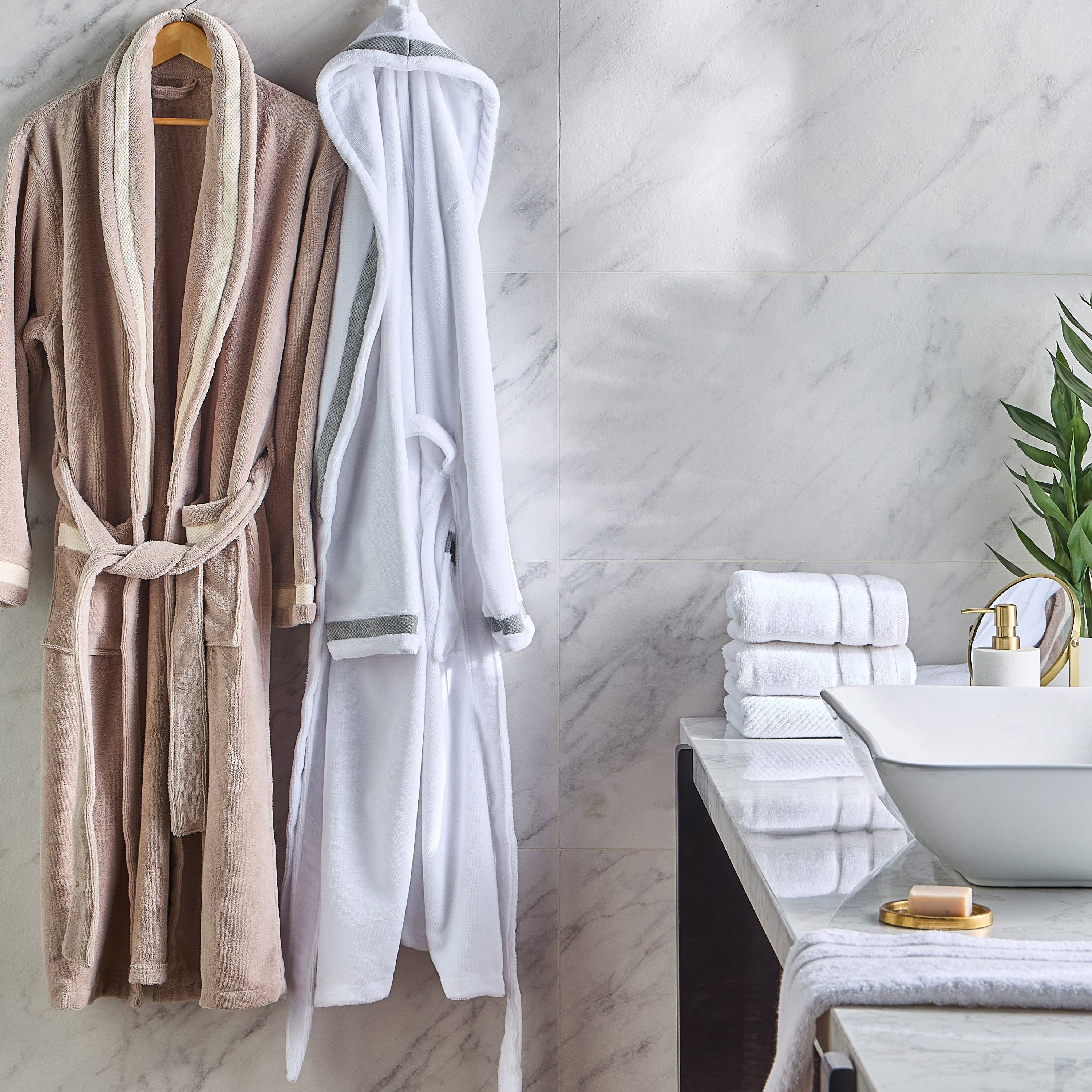 Amara Bathrobe - Large-household-bathandlaundry-bathlinen-bathrobesandslippers-bathrobes-image-4