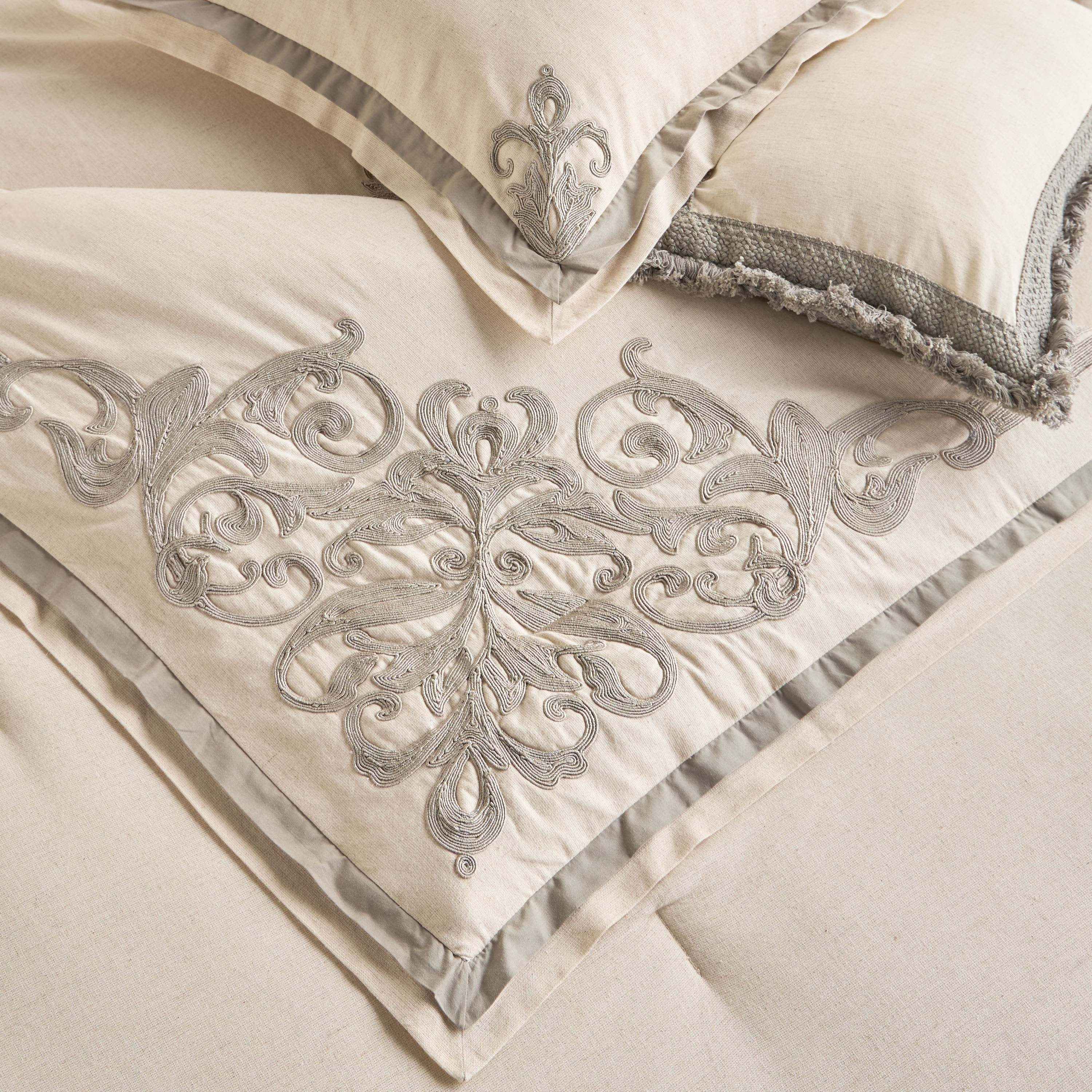 Blanca Embroidered 4-Piece Super King Comforter Set - 240x260 cm-household-bedding-comfortersandbedspreads-comforters-image-4