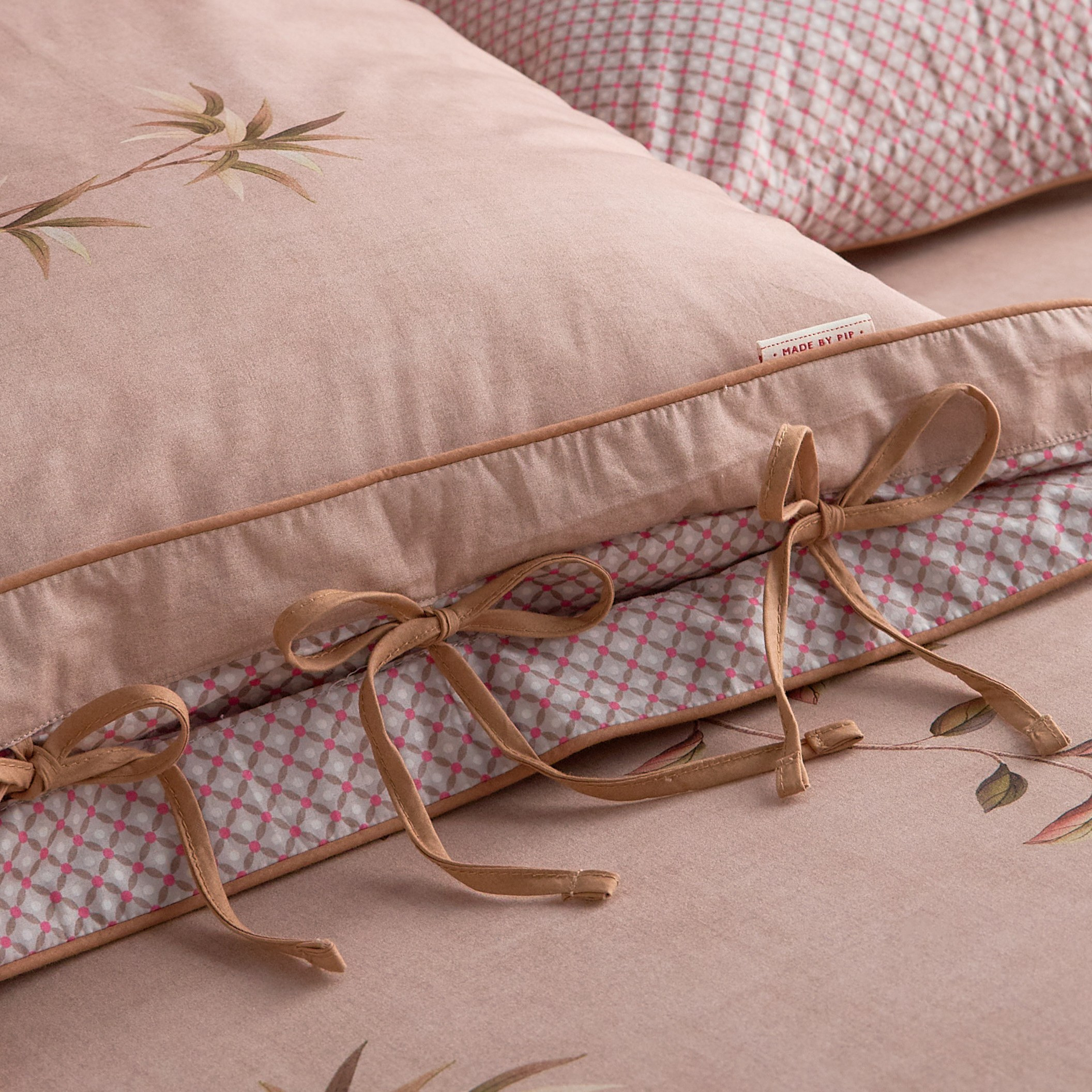 PIP Studio Bamboo Blossom Cotton 3-Piece Super King Duvet Cover Set - 220x230 cm-household-bedding-duvetandcovers-duvetcovers-image-5