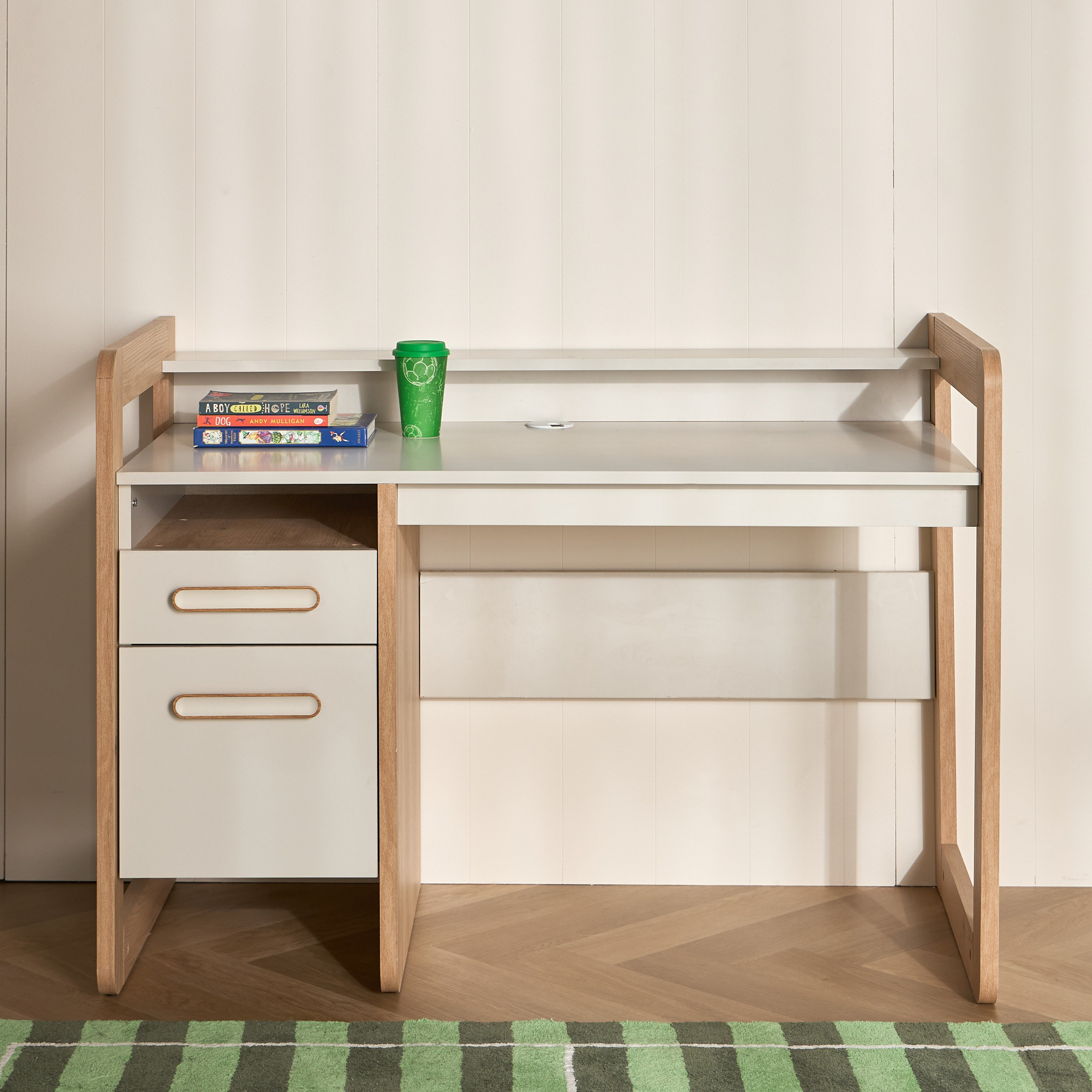Capy Study Desk-babyandkids-roomfurniture-studydesks-image-2