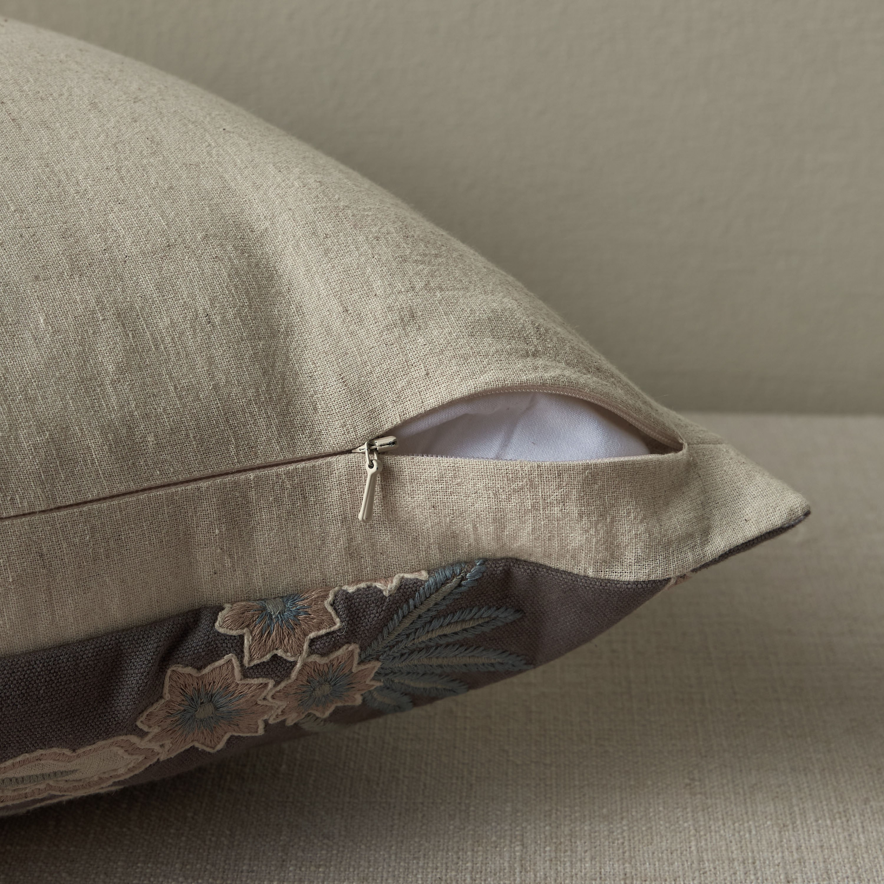 Calendulla Floral Embroidered Cushion Cover - 50x50 cm-household-cushionsandthrows-cushioncovers-image-3