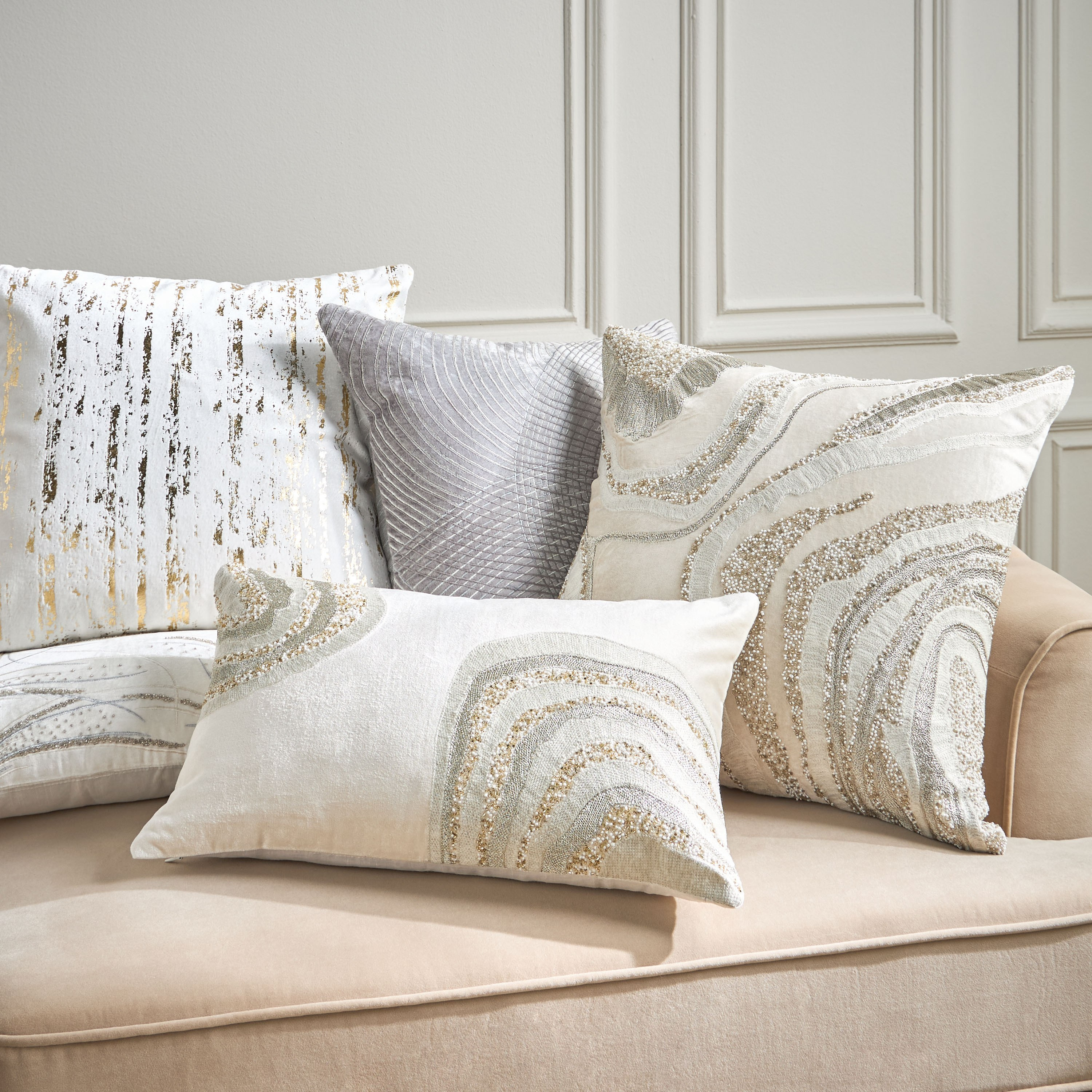 Vermilion Wave Embroidered Filled Cushion - 50x50 cm-household-cushionsandthrows-filledcushions-decorativecushions-image-4