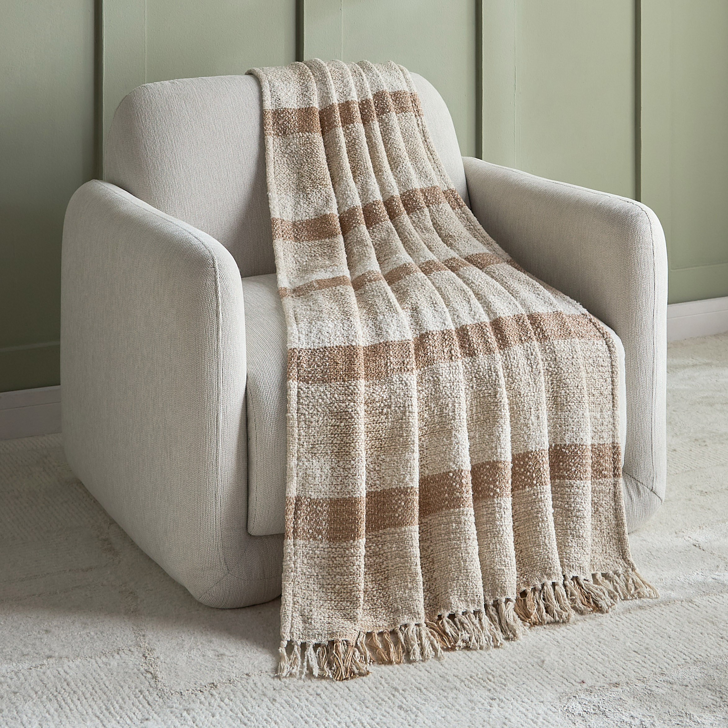 Broden Throw - 130x170 cm-household-cushionsandthrows-throwsandblankets-throws-image-1