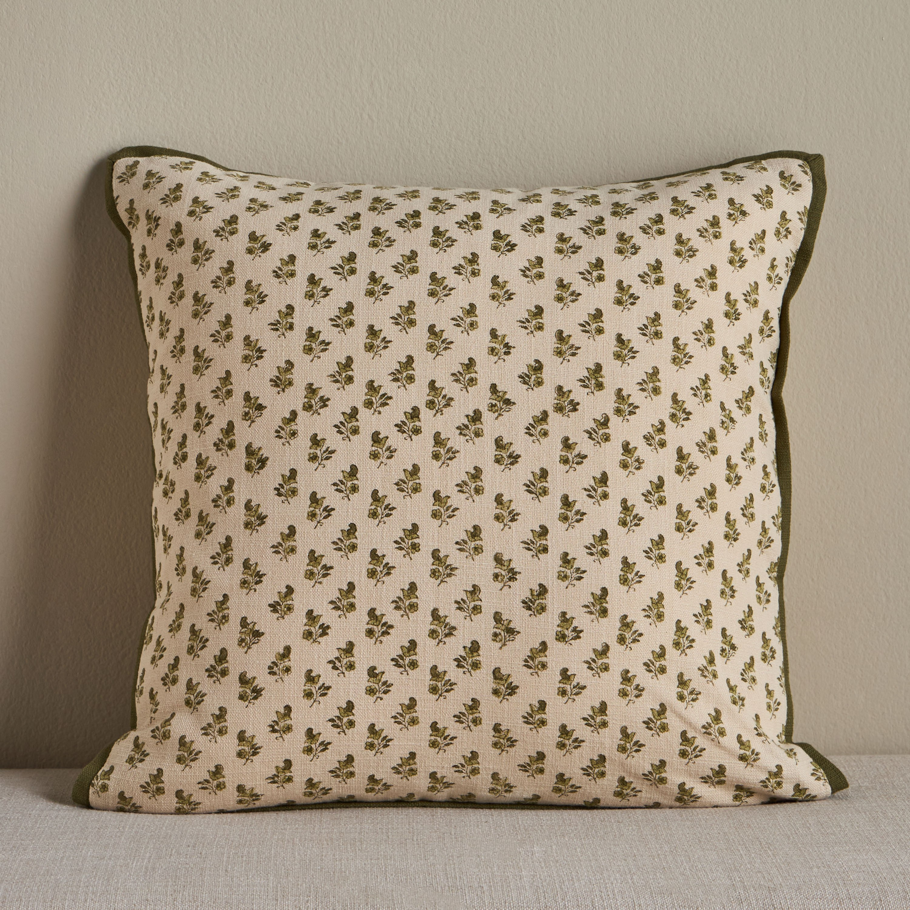 غطاء وسادة بطبعات - سيلين - 50x50 سم-household-cushionsandthrows-cushioncovers-image-7