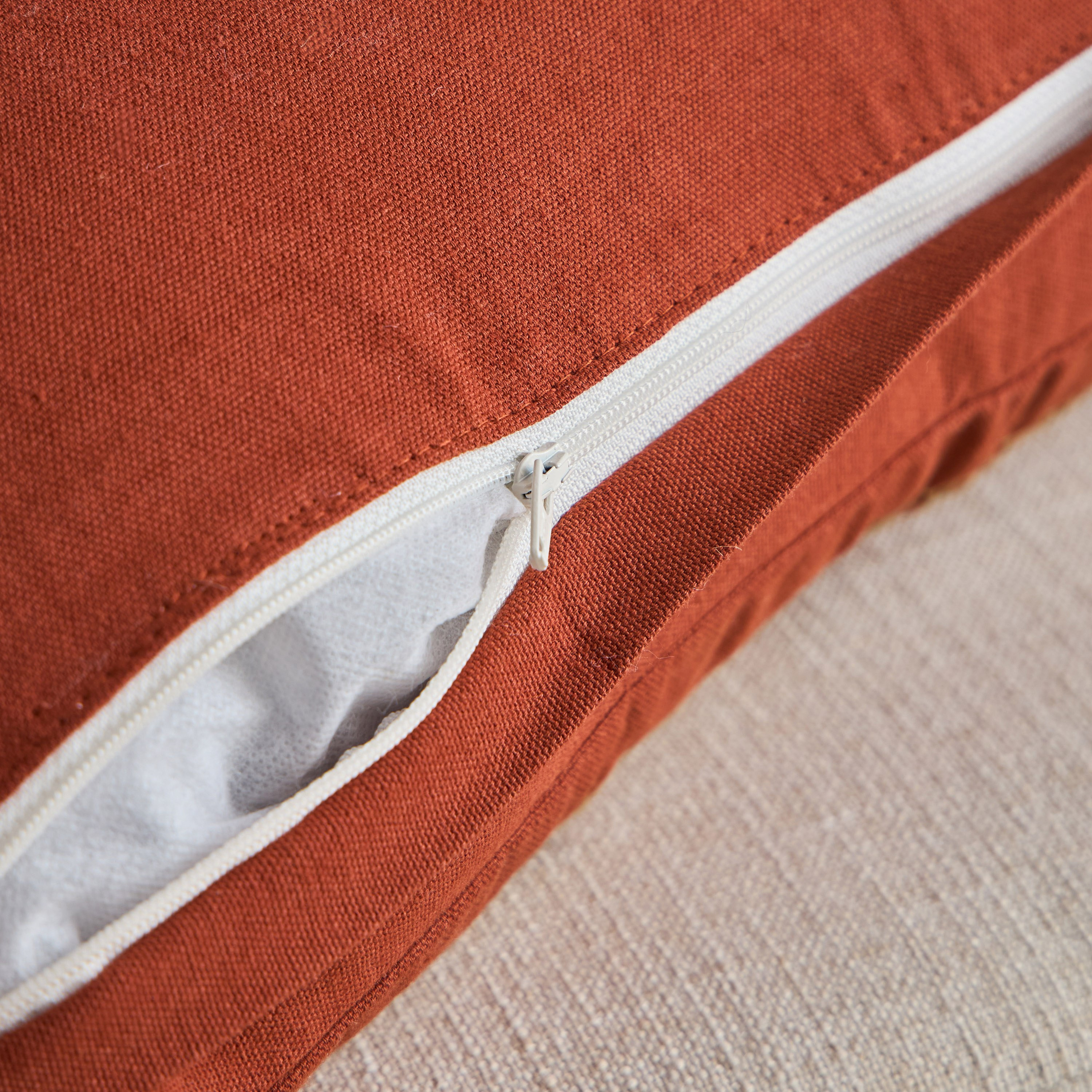 غطاء وسادة بخطوط ونقط - 50x50 سم-household-cushionsandthrows-cushioncovers-image-11
