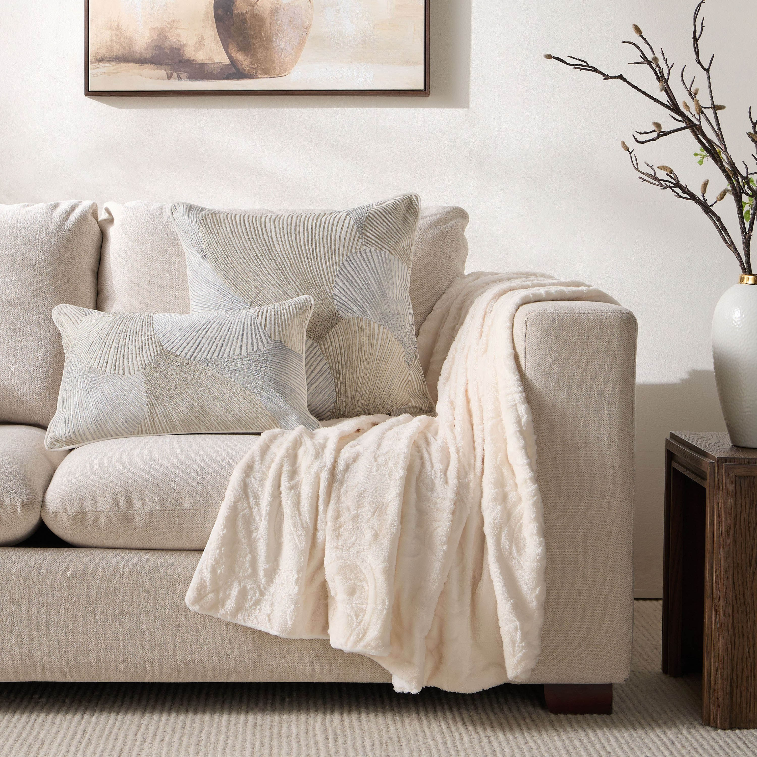 Scallop Embroidered Filled Cushion - 50x50 cm-household-cushionsandthrows-filledcushions-decorativecushions-image-4