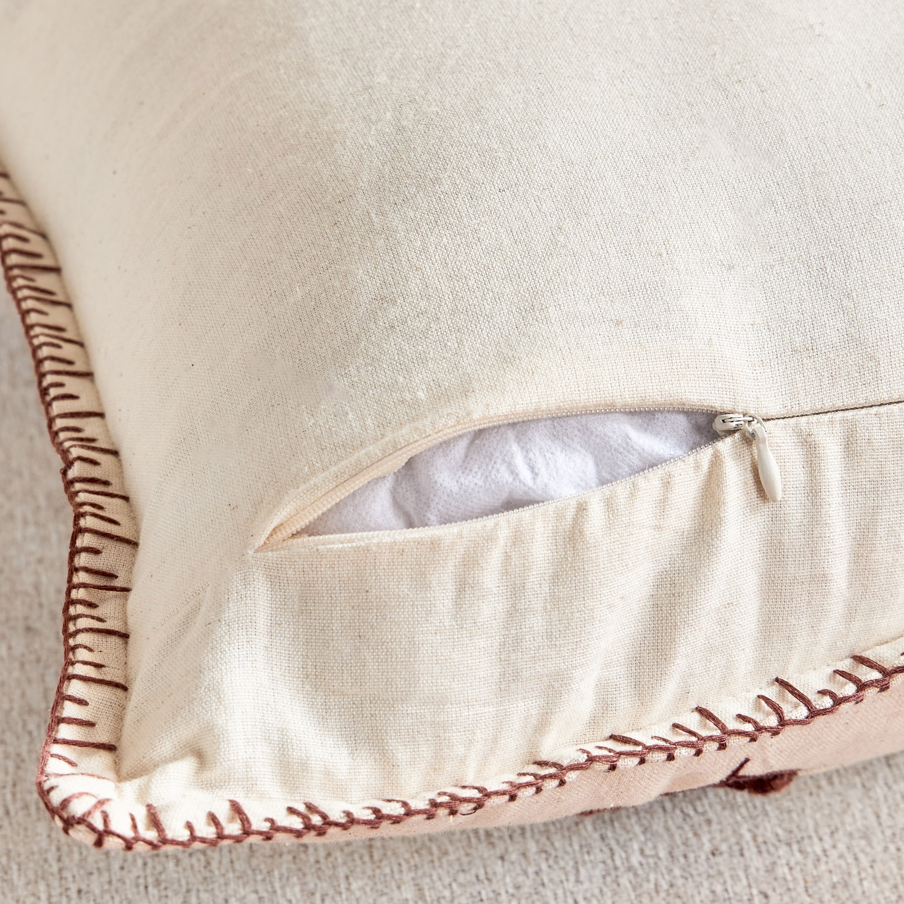 غطاء وسادة مطرز - كيل - 50x50 سم-household-cushionsandthrows-cushioncovers-image-3