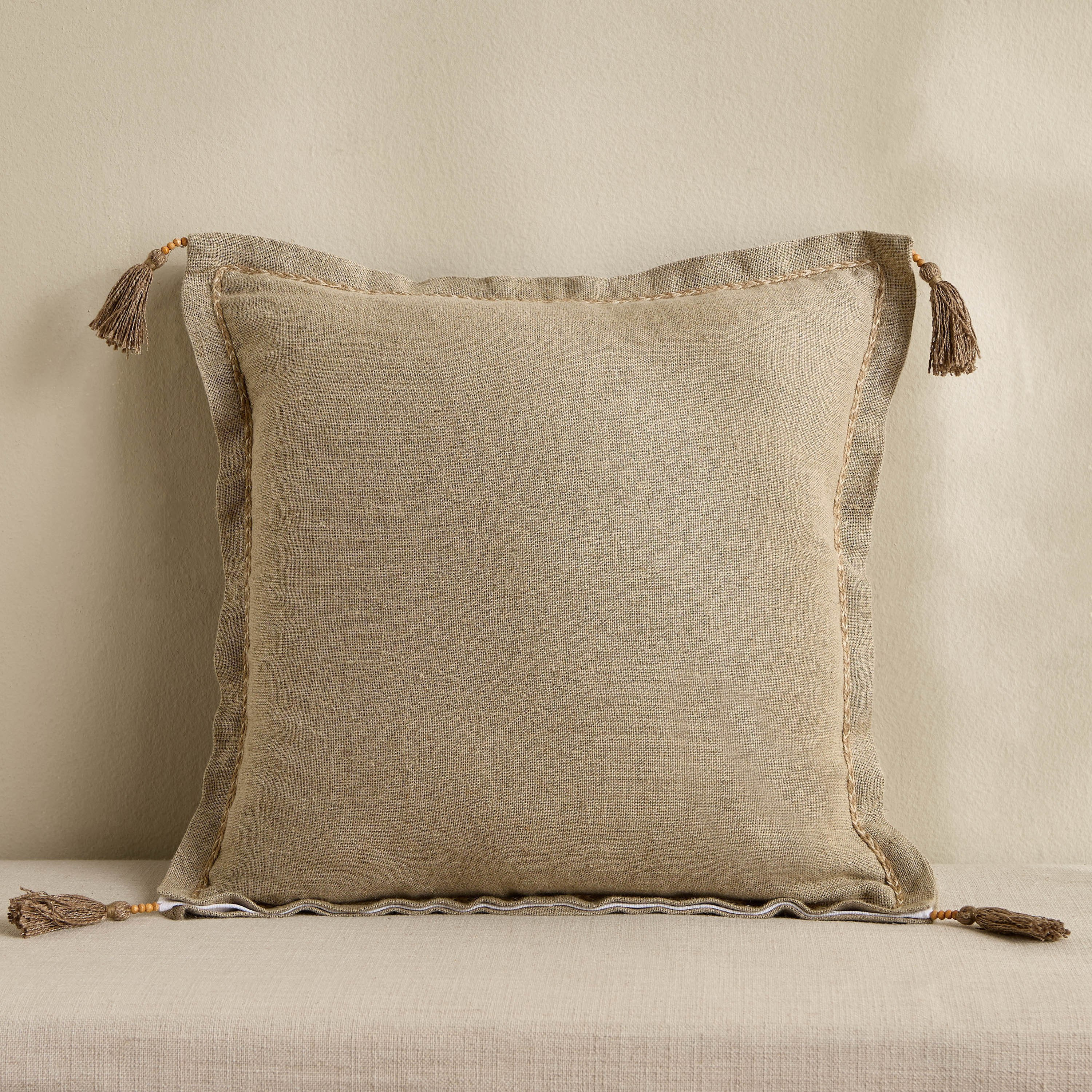 Zeil Cushion Cover - 50x50 cm-household-cushionsandthrows-cushioncovers-image-1