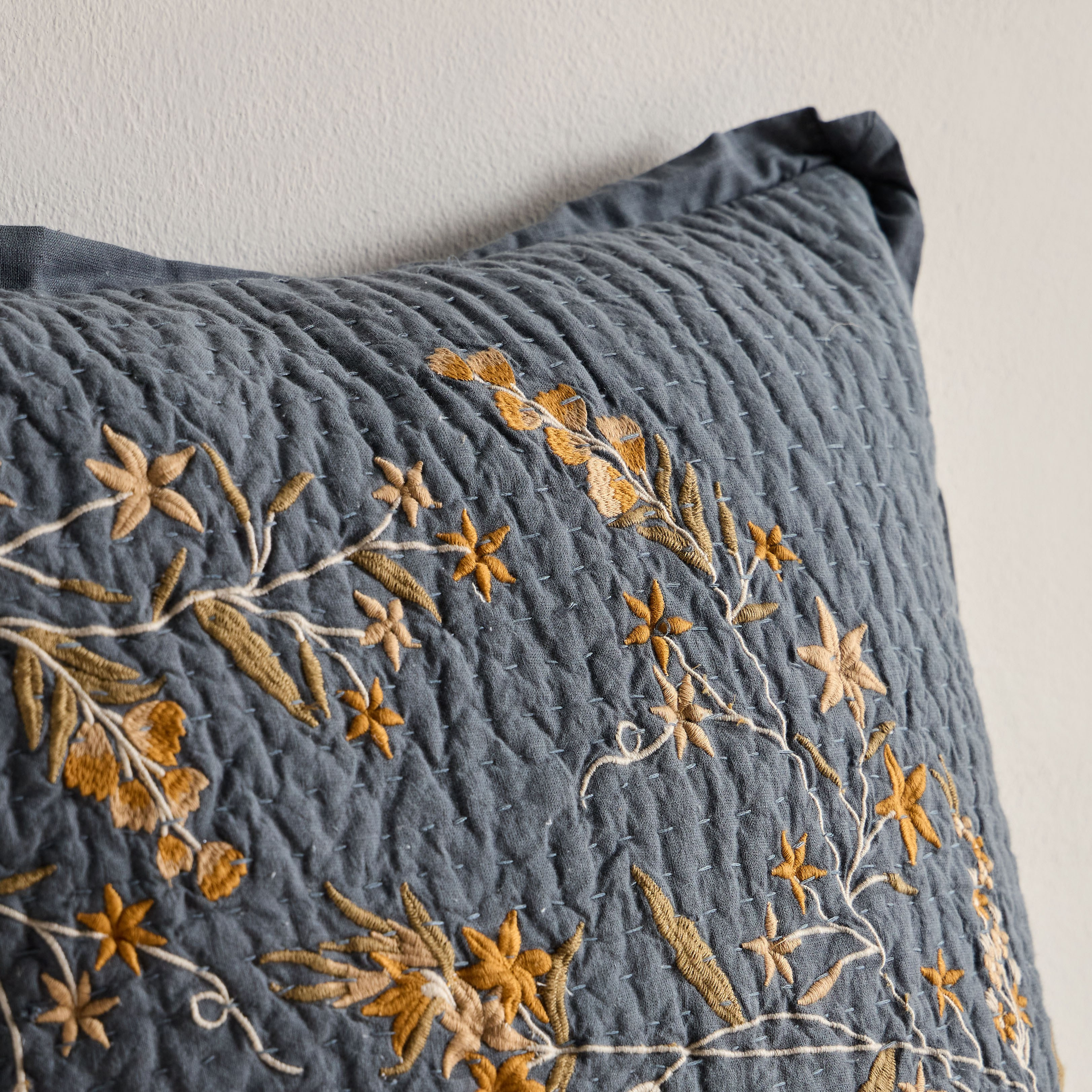 غطاء وسادة مطرّز - دوجرا - 50×50 سم-household-cushionsandthrows-cushioncovers-image-2