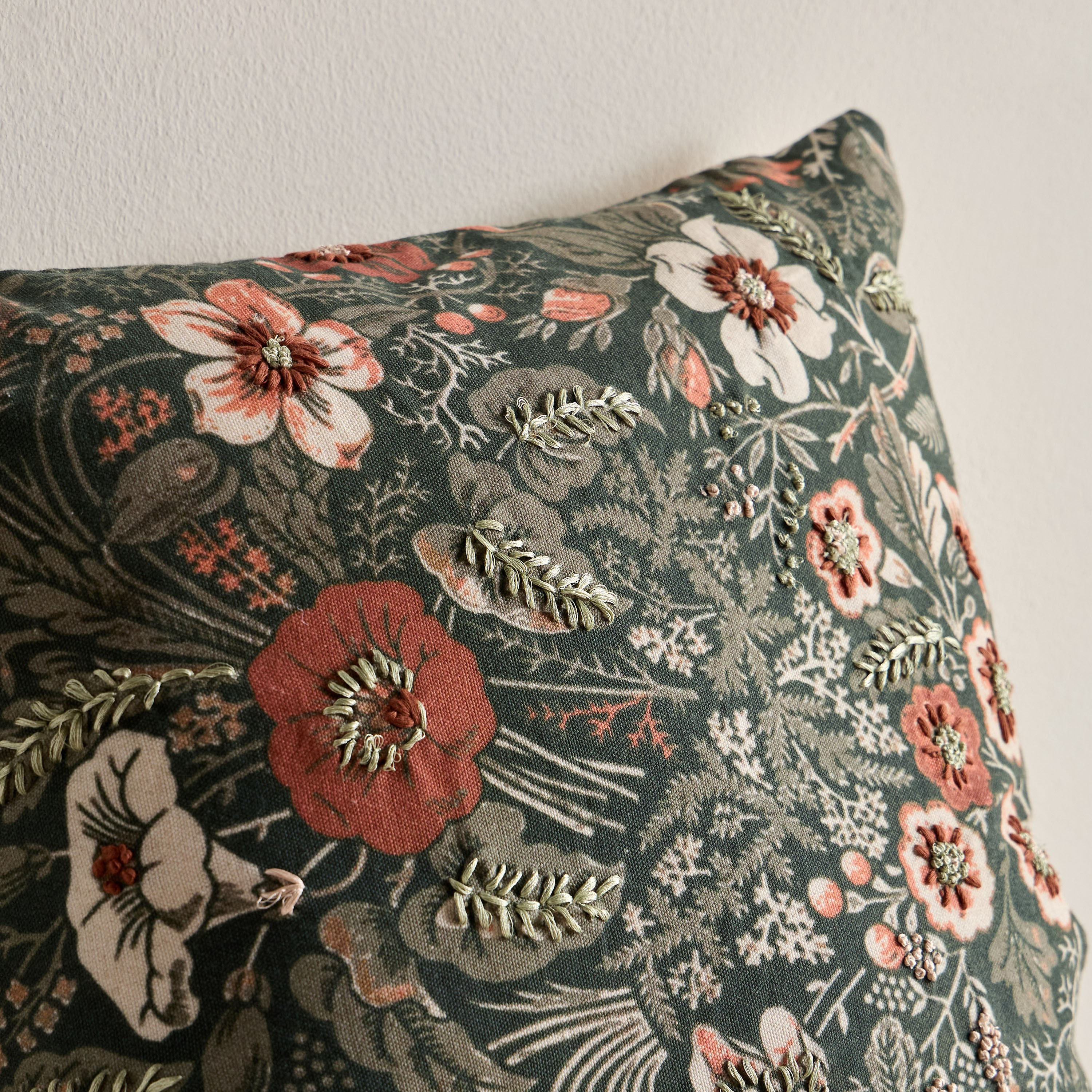 Bower Printed Cushion Cover - 50x50 cm-household-cushionsandthrows-cushioncovers-image-2