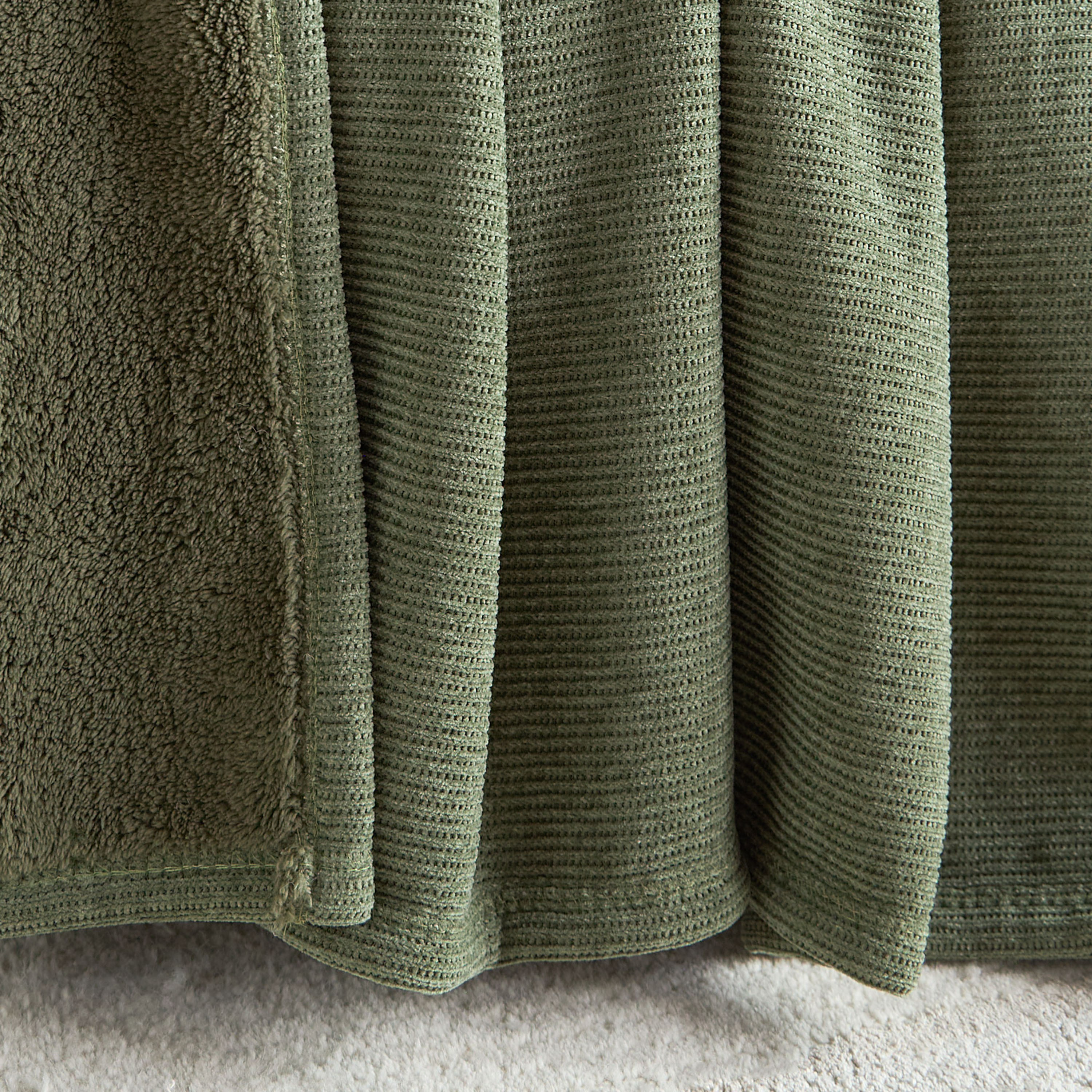 Luis Chenille Sherpa Queen Blanket - 200x240 cm-household-cushionsandthrows-throwsandblankets-blankets-image-2