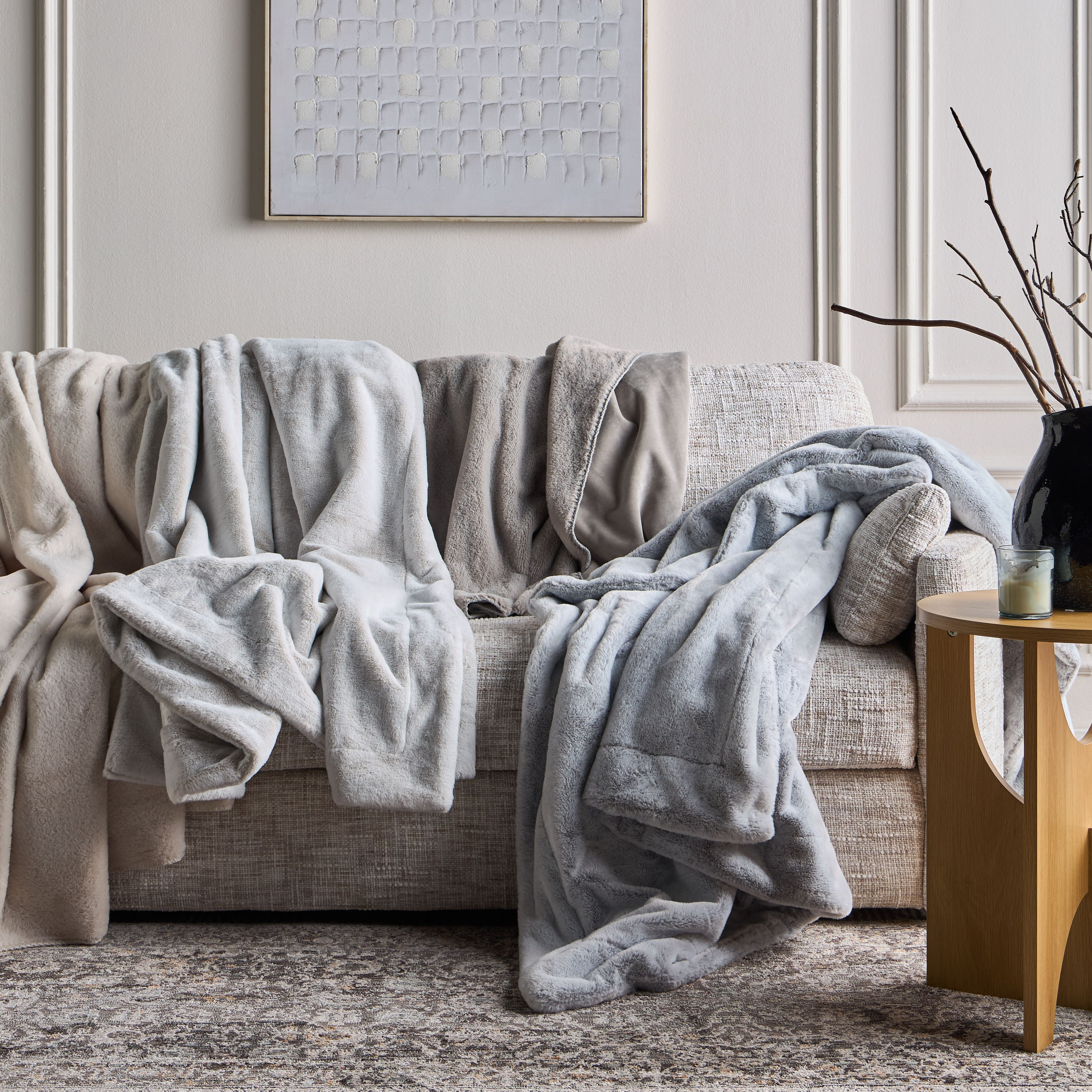 Aalia Rabbit Fur Flannel Queen Blanket - 200x240 cm-household-cushionsandthrows-throwsandblankets-blankets-image-3