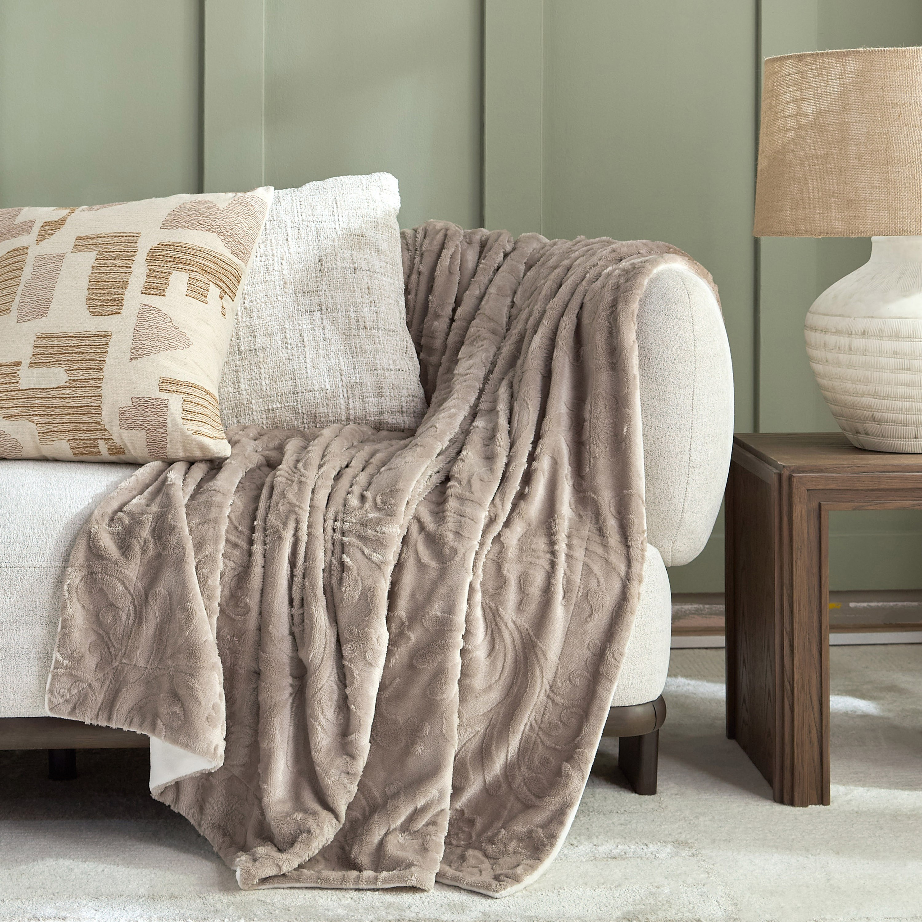 بطانية فلانيل فردية بتفاصيل بارزة - تورين - 150x200 سم-household-bedding-blankets-image-3