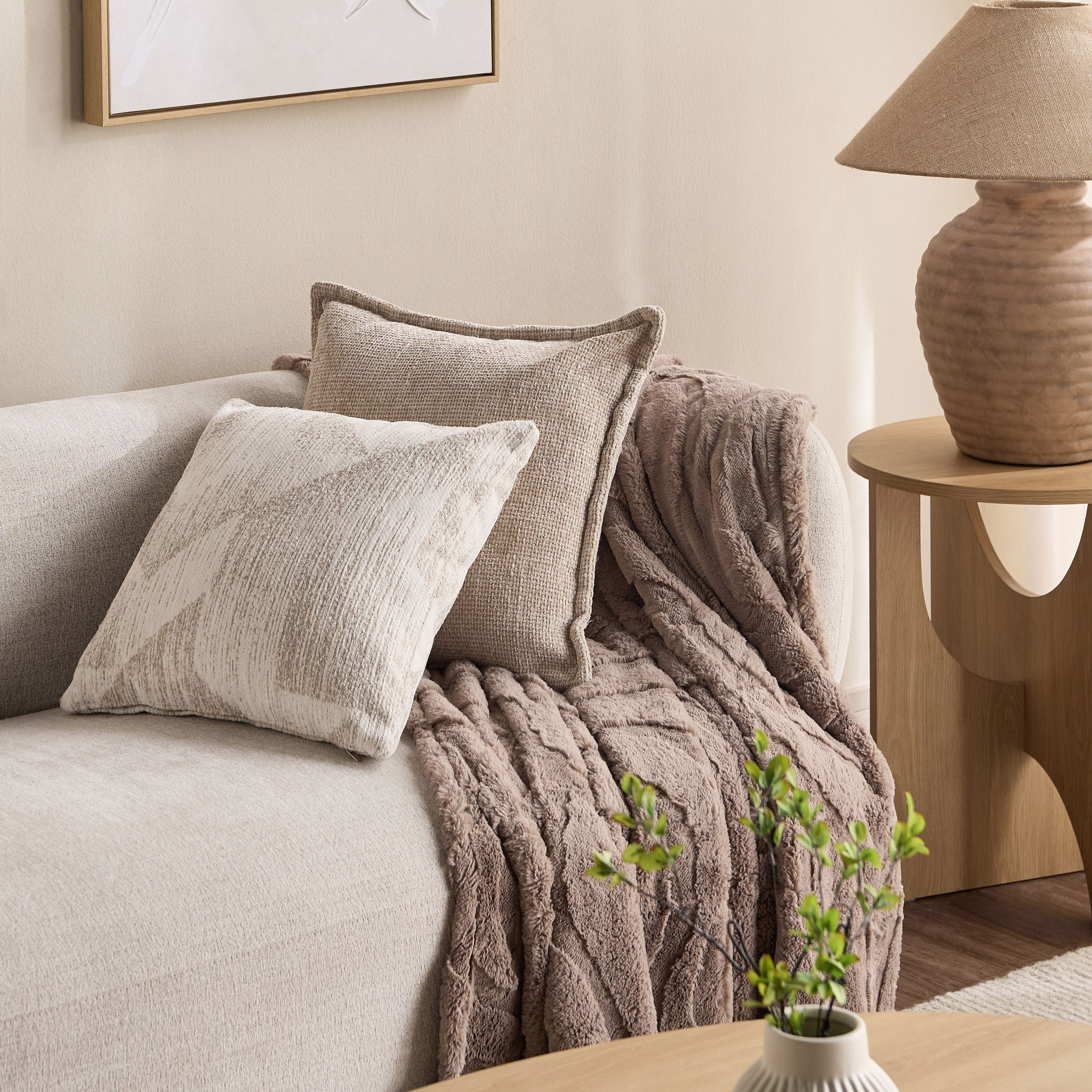 Reina Wave Rabbit Fur Queen Blanket - 200x240 cm-household-cushionsandthrows-throwsandblankets-blankets-image-3