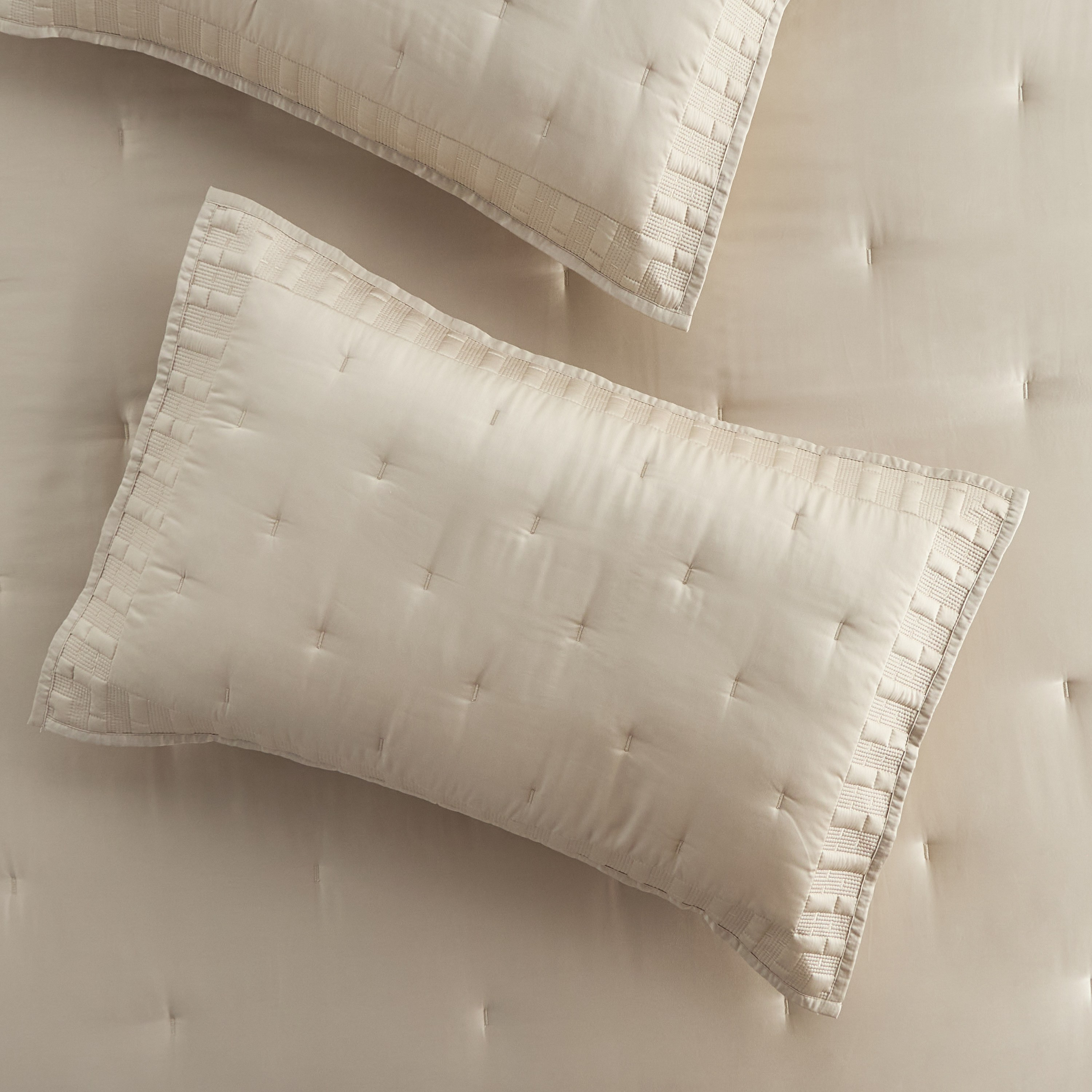 Abilio Cotton Bamboo Quilted 3-Piece Super King Bedspread Set - 240x260 cm-household-bedding-comfortersandbedspreads-bedspreads-image-3