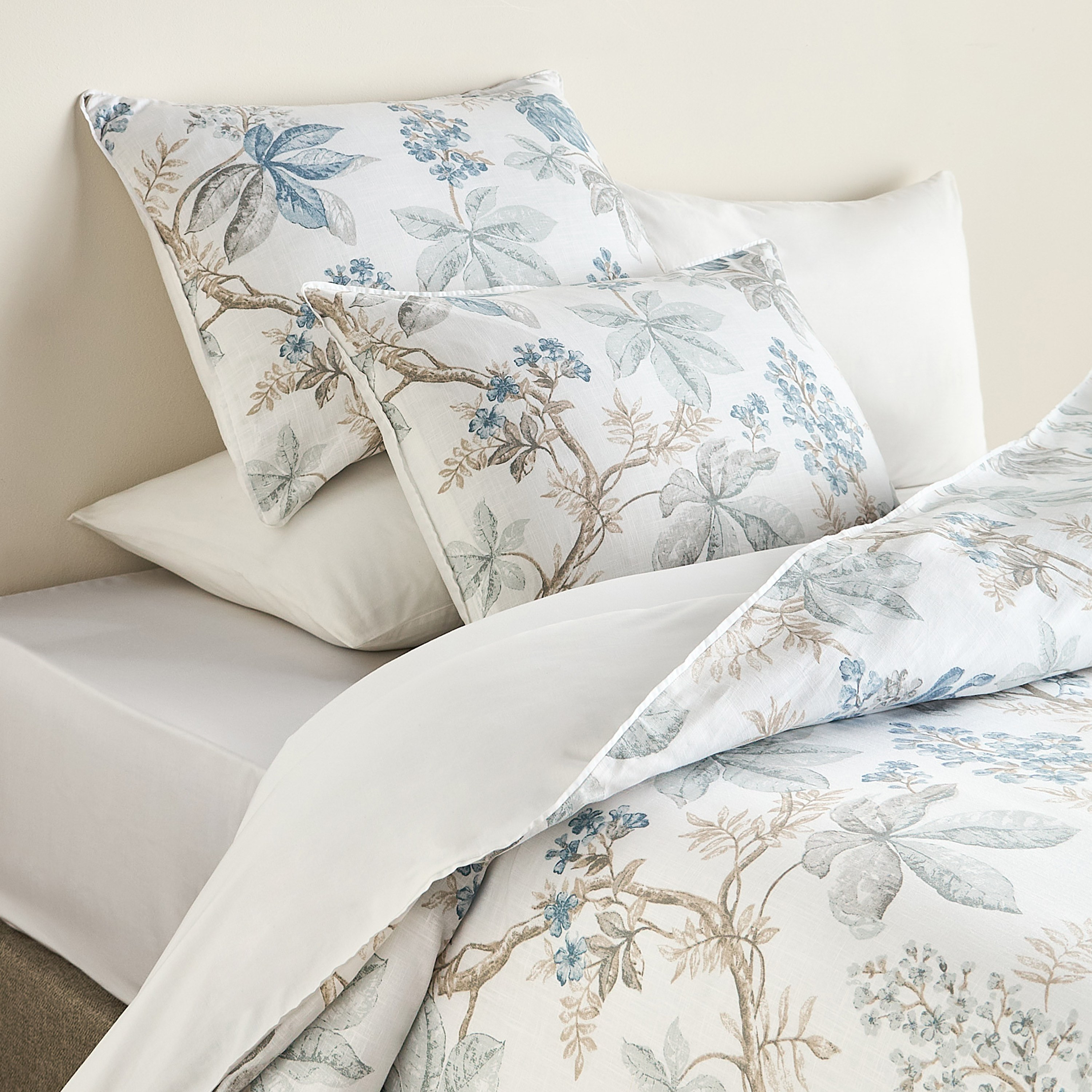 Catalina Botanical Cotton 3-Piece King Duvet Cover Set - 220x230 cm-household-bedding-duvetandcovers-duvetcovers-image-1