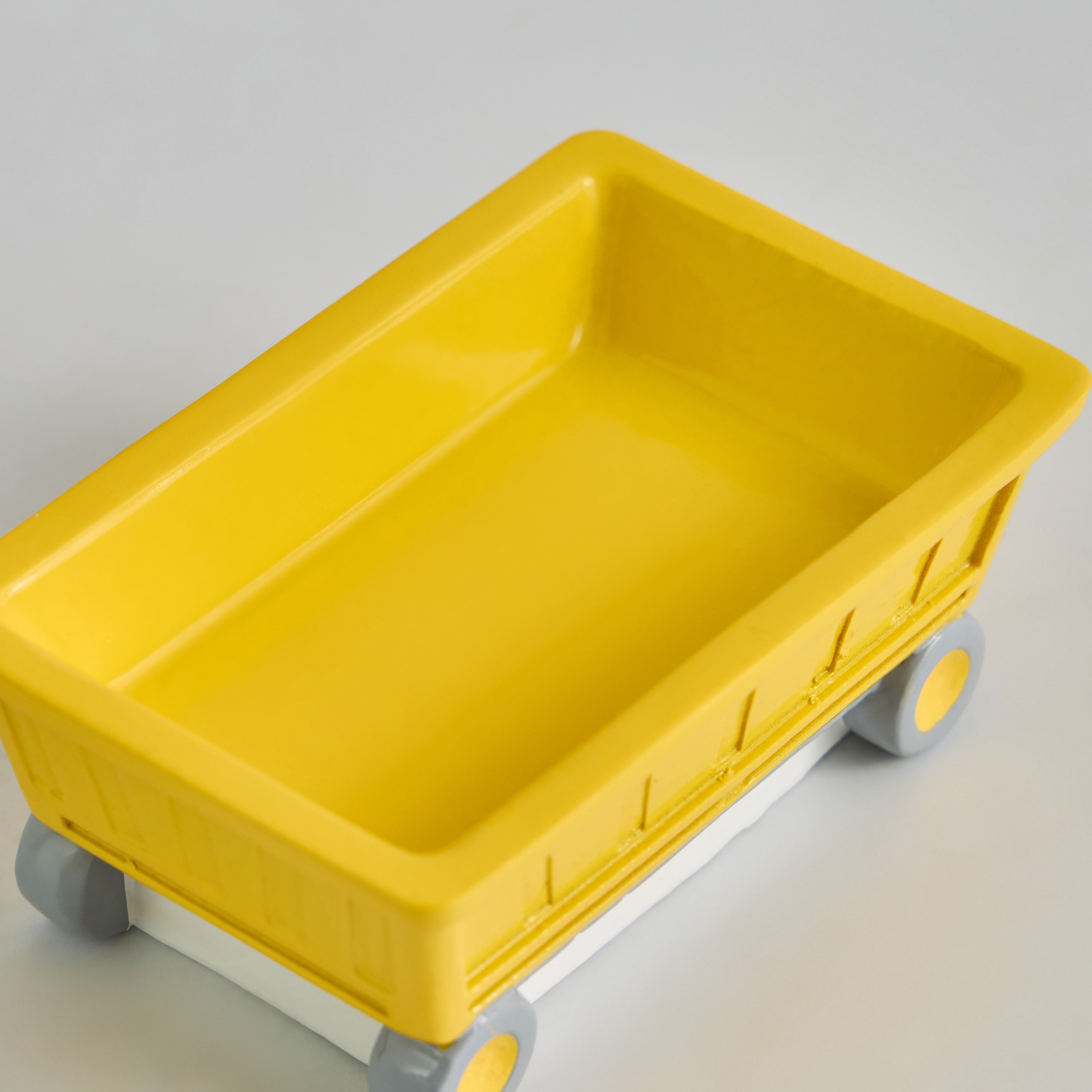 Toby Vehicle Soap Dish-babyandkids-bathandstorage-bath-bathroomaccessories-image-2
