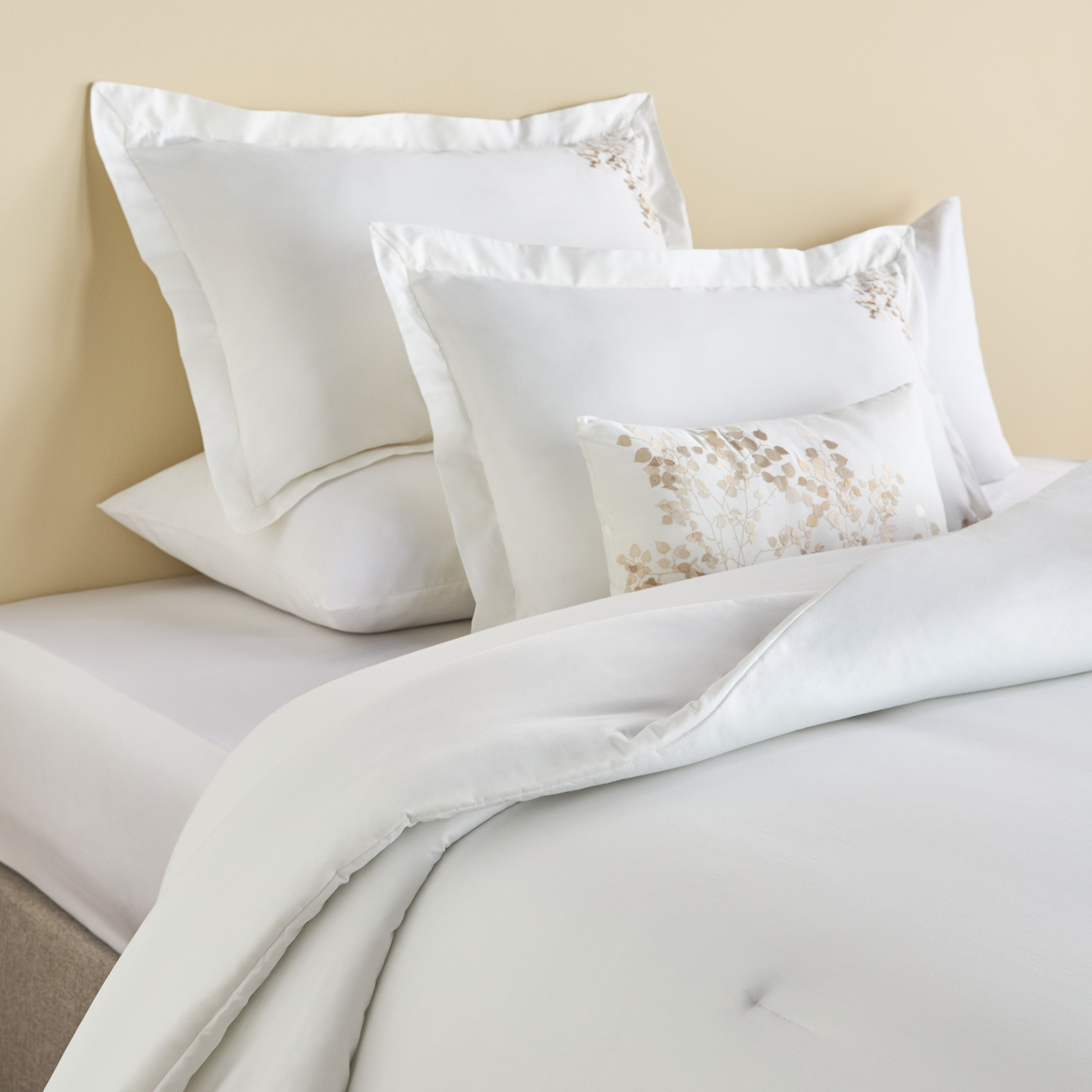 Jill Cotton Embroidered 4-Piece Super King Comforter Set - 240x260 cm