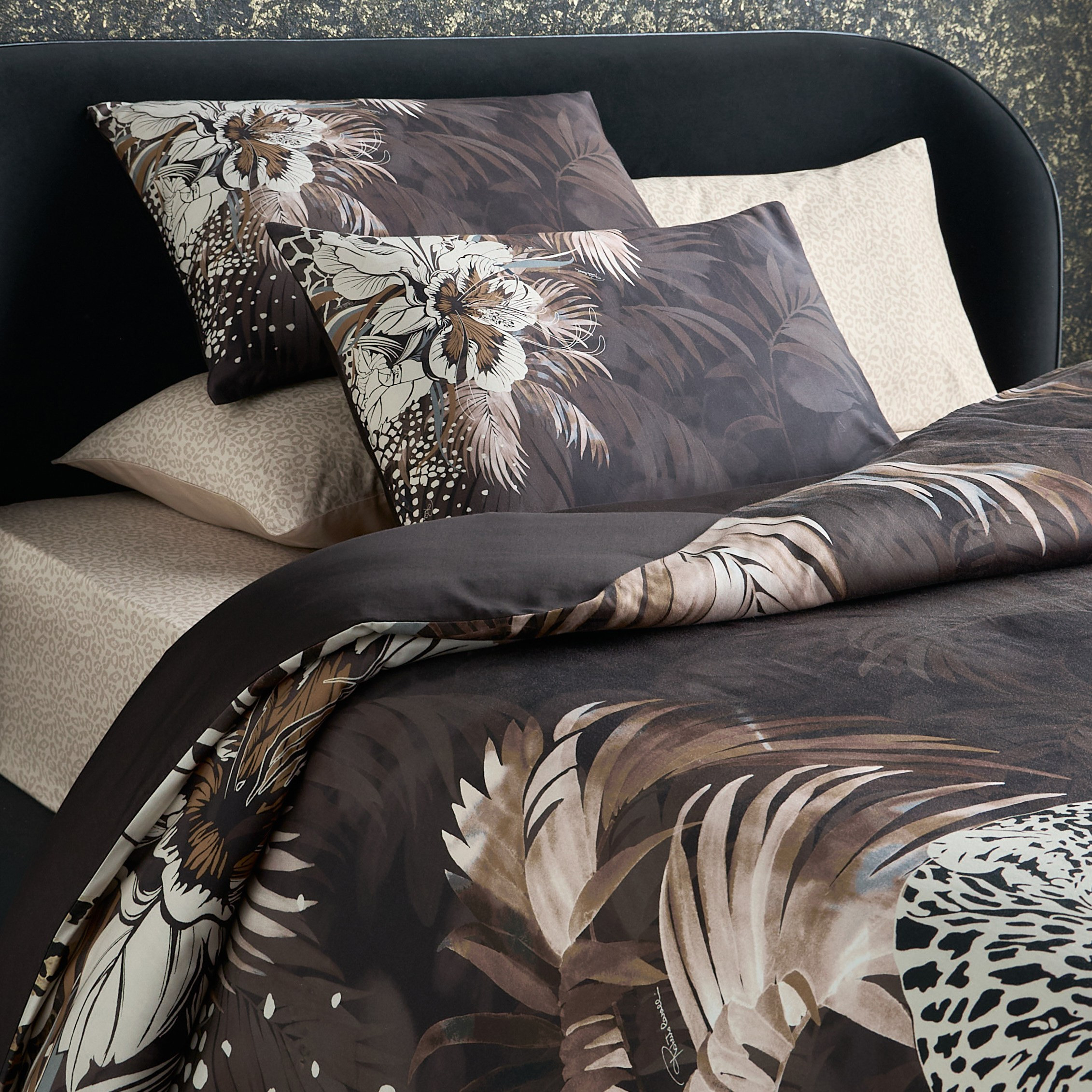 Roberto Cavalli Home Cotton 3-Piece Super King Duvet Cover Set - 220x260 cm-household-bedding-duvetandcovers-duvetcovers-image-1