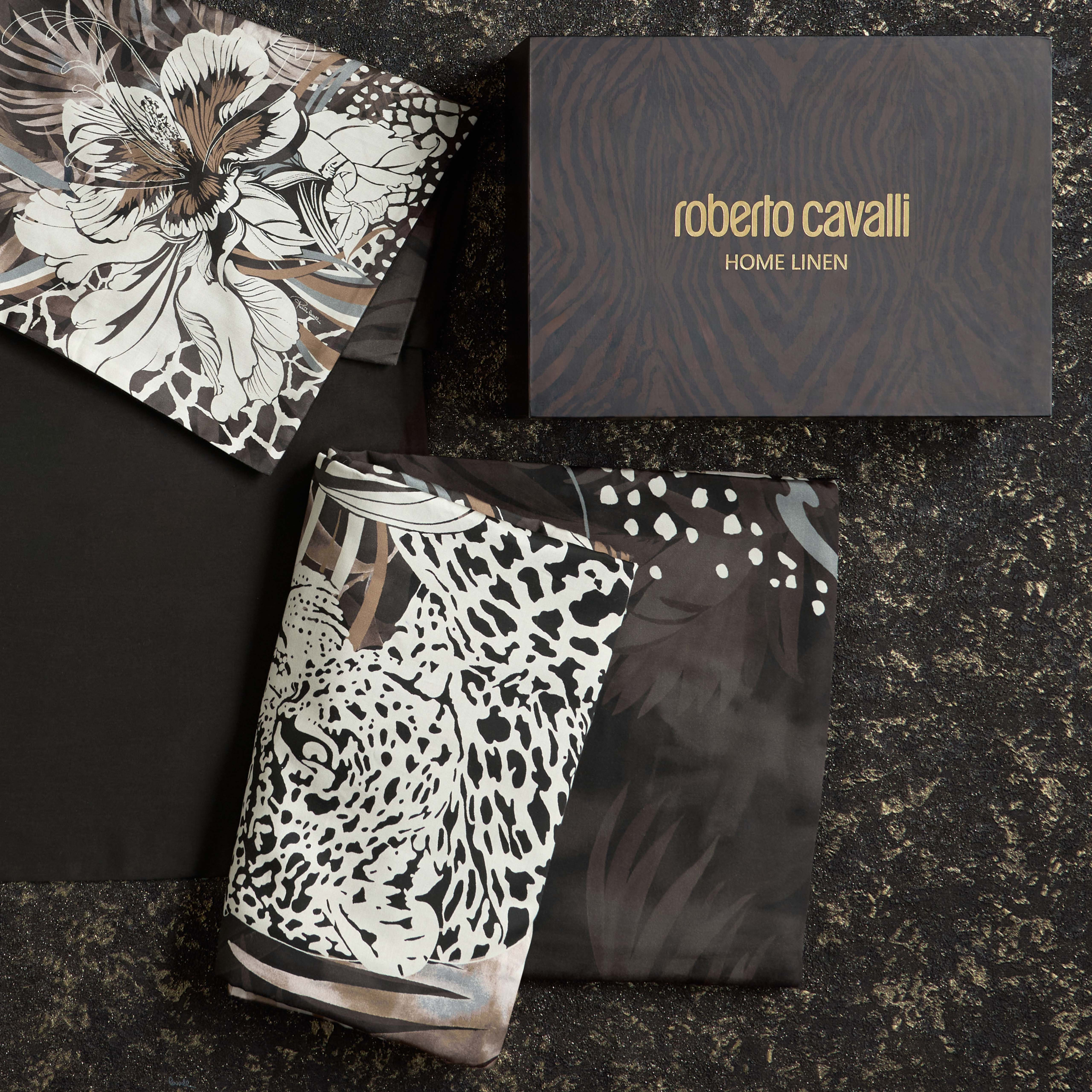 Roberto Cavalli Home Cotton 3-Piece Super King Duvet Cover Set - 220x260 cm-household-bedding-duvetandcovers-duvetcovers-image-7