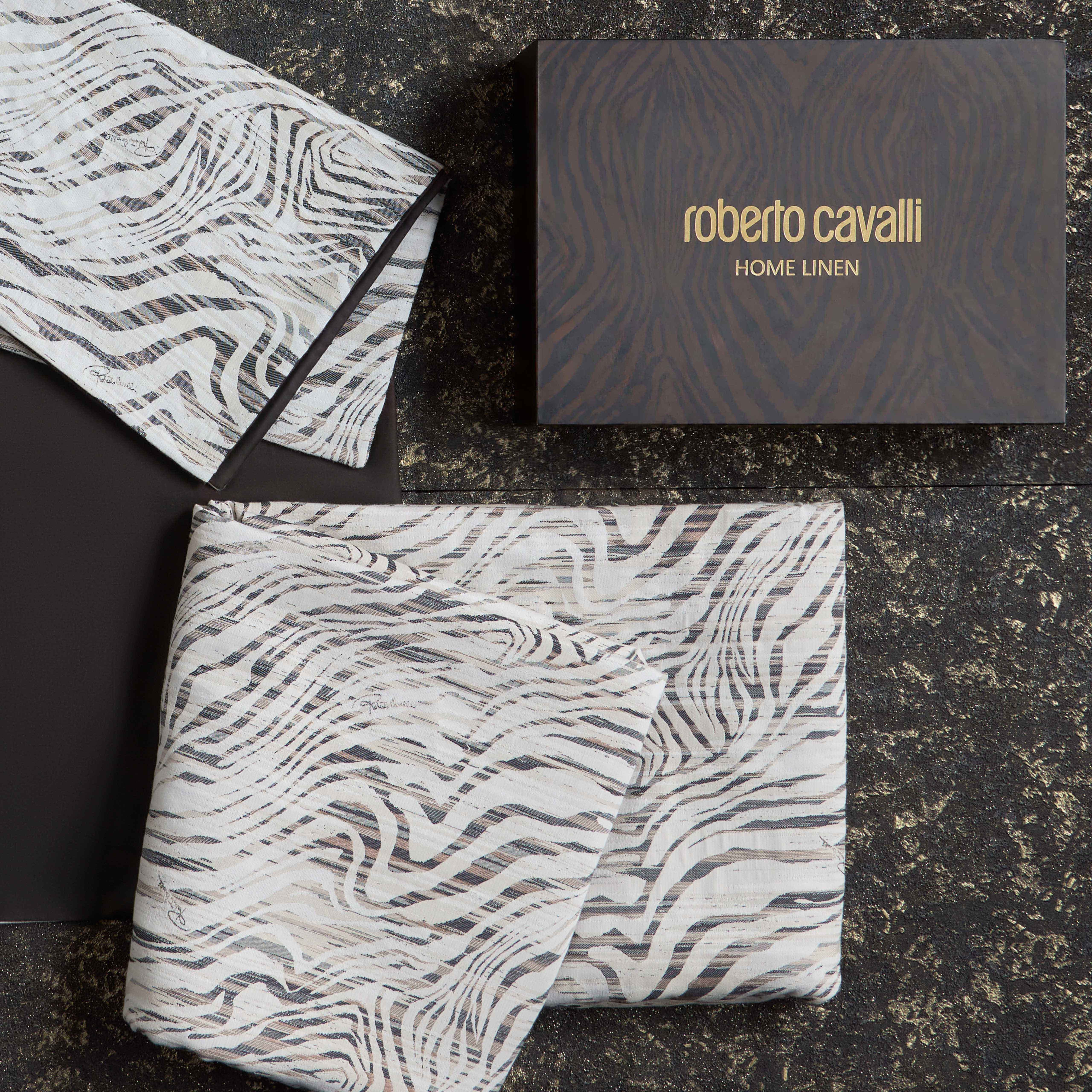 Roberto Cavalli Home Cotton 3-Piece King Duvet Cover Set - 220x230 cm-household-bedding-duvetandcovers-duvetcovers-image-6