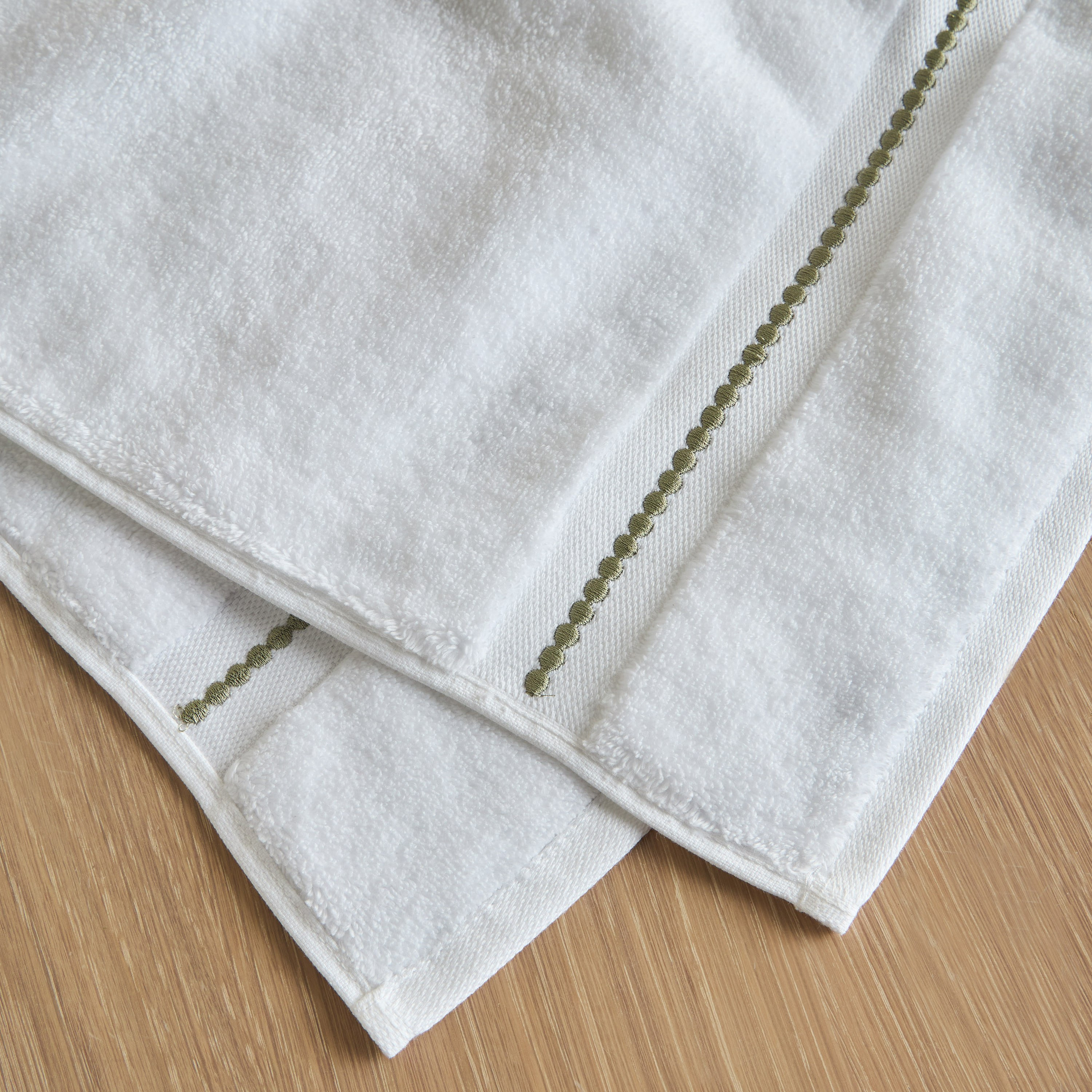 Varsailles Hand Towel - 50x90 cm-household-bathandlaundry-bathlinen-towels-image-2
