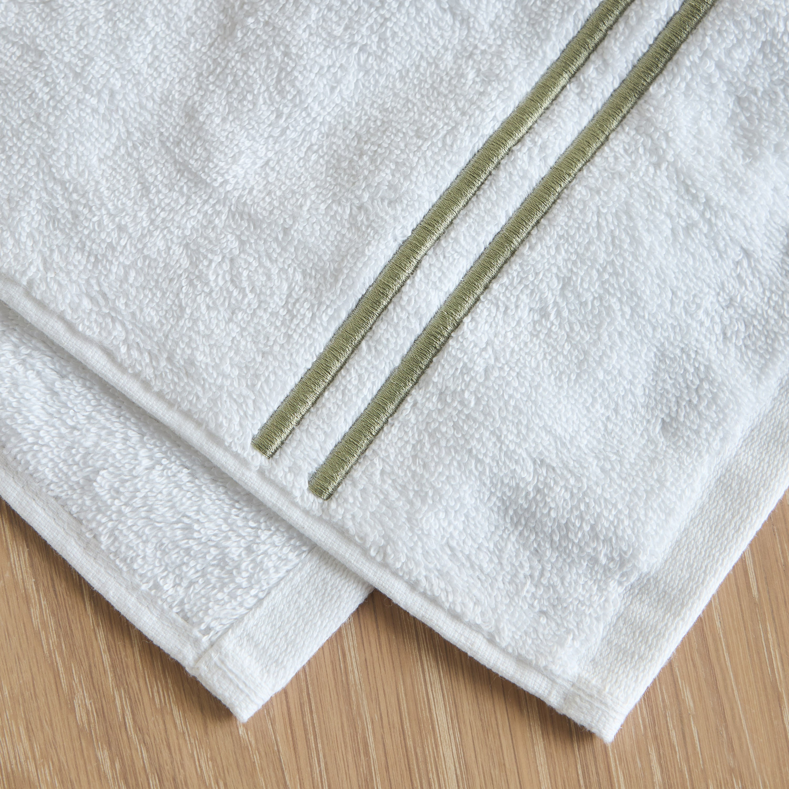 Hotel Collection 650 GSM Cotton Hand Towel - 50x90 cm-household-bathandlaundry-bathlinen-towels-image-2
