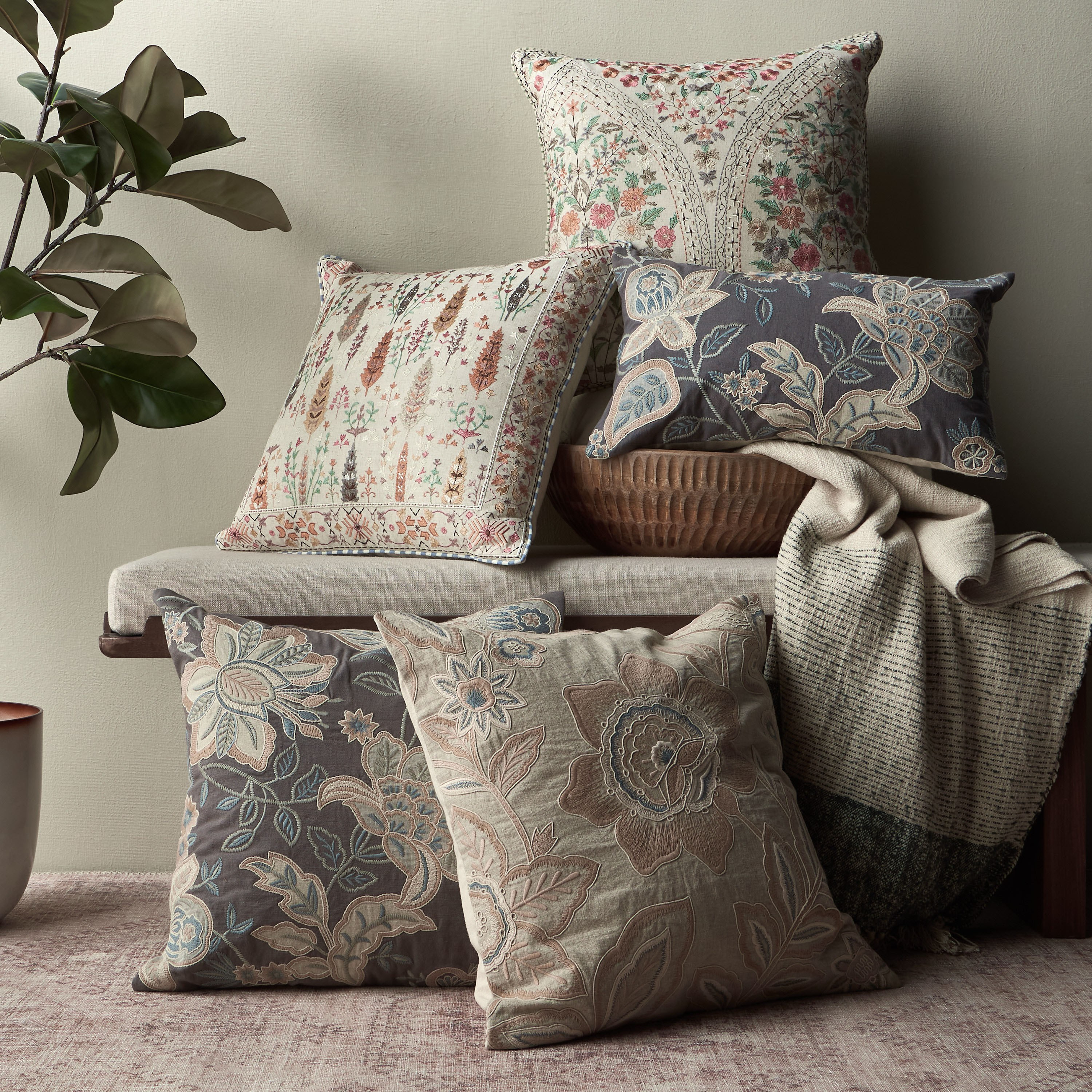 Jamawar Embroidered Arch Filled Cushion - 50x50 cm-household-cushionsandthrows-filledcushions-decorativecushions-image-4