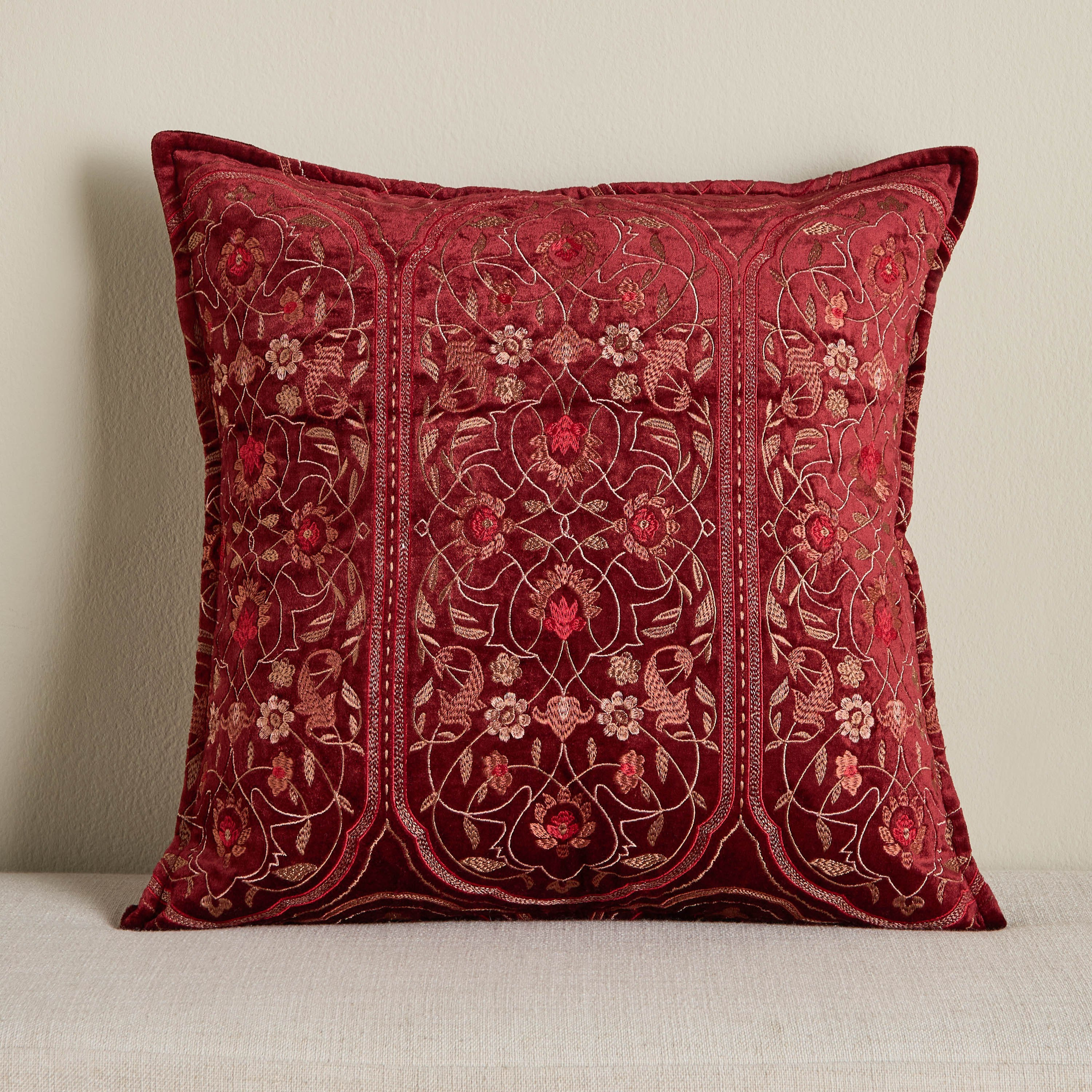 غطاء وسادة مطرز - بابور بوتي - 50x50 سم-household-cushionsandthrows-cushioncovers-image-1