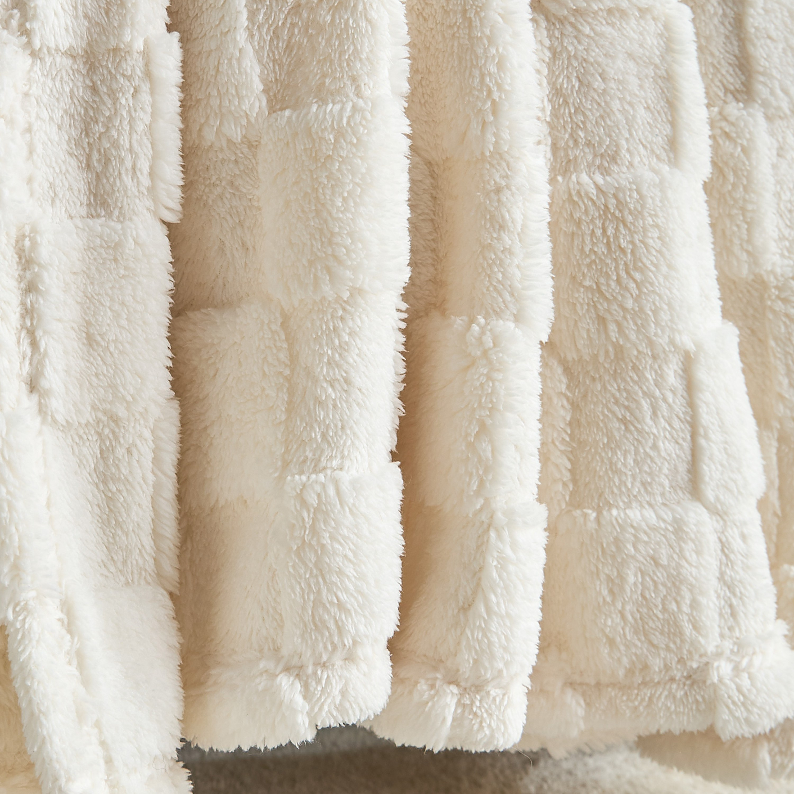 بطانية صوف - لويزا - 150x200 سم-household-bedding-blankets-image-2