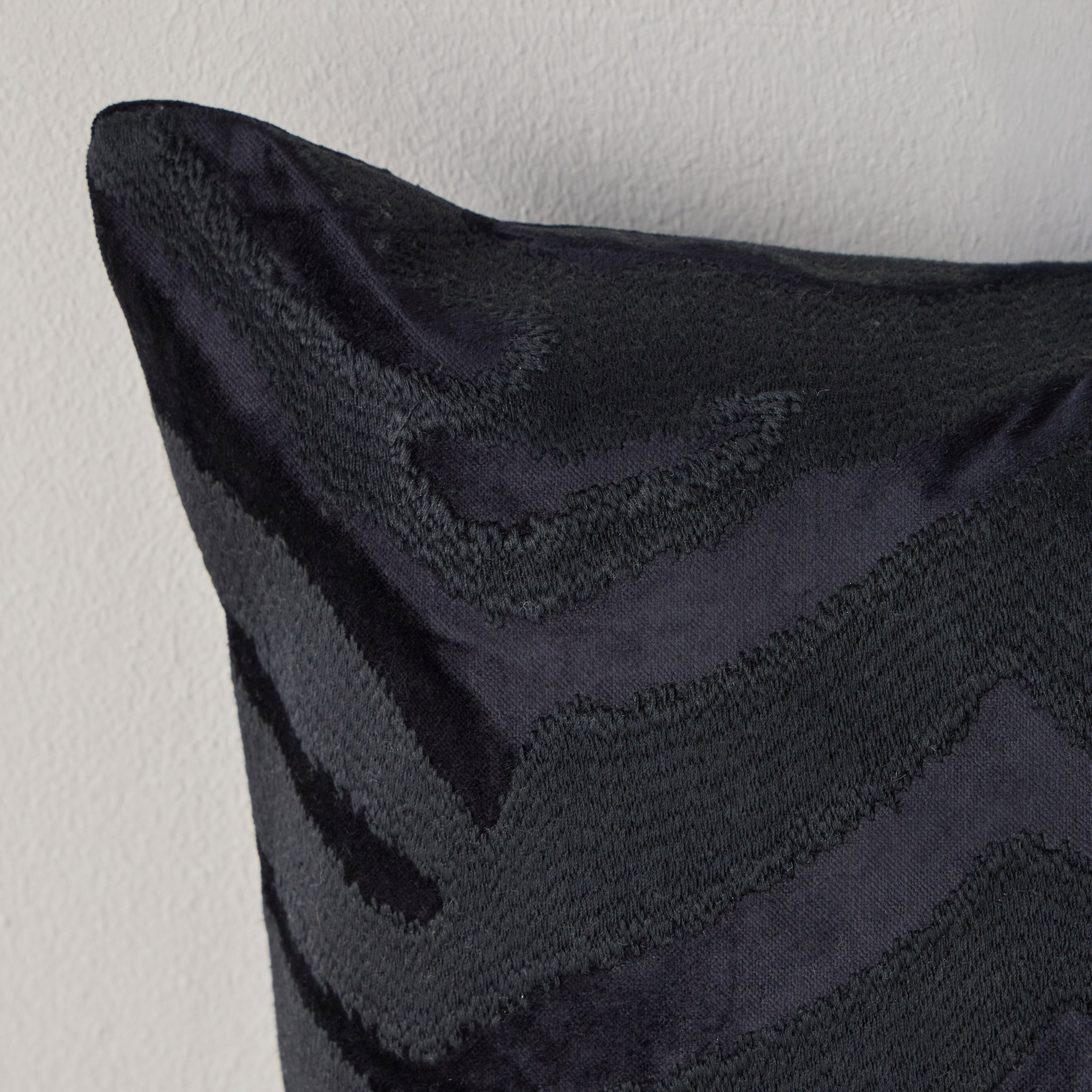 وسادة محشوة مطرزة - كيبر - 50×50 سم-household-cushionsandthrows-filledcushions-decorativecushions-image-2