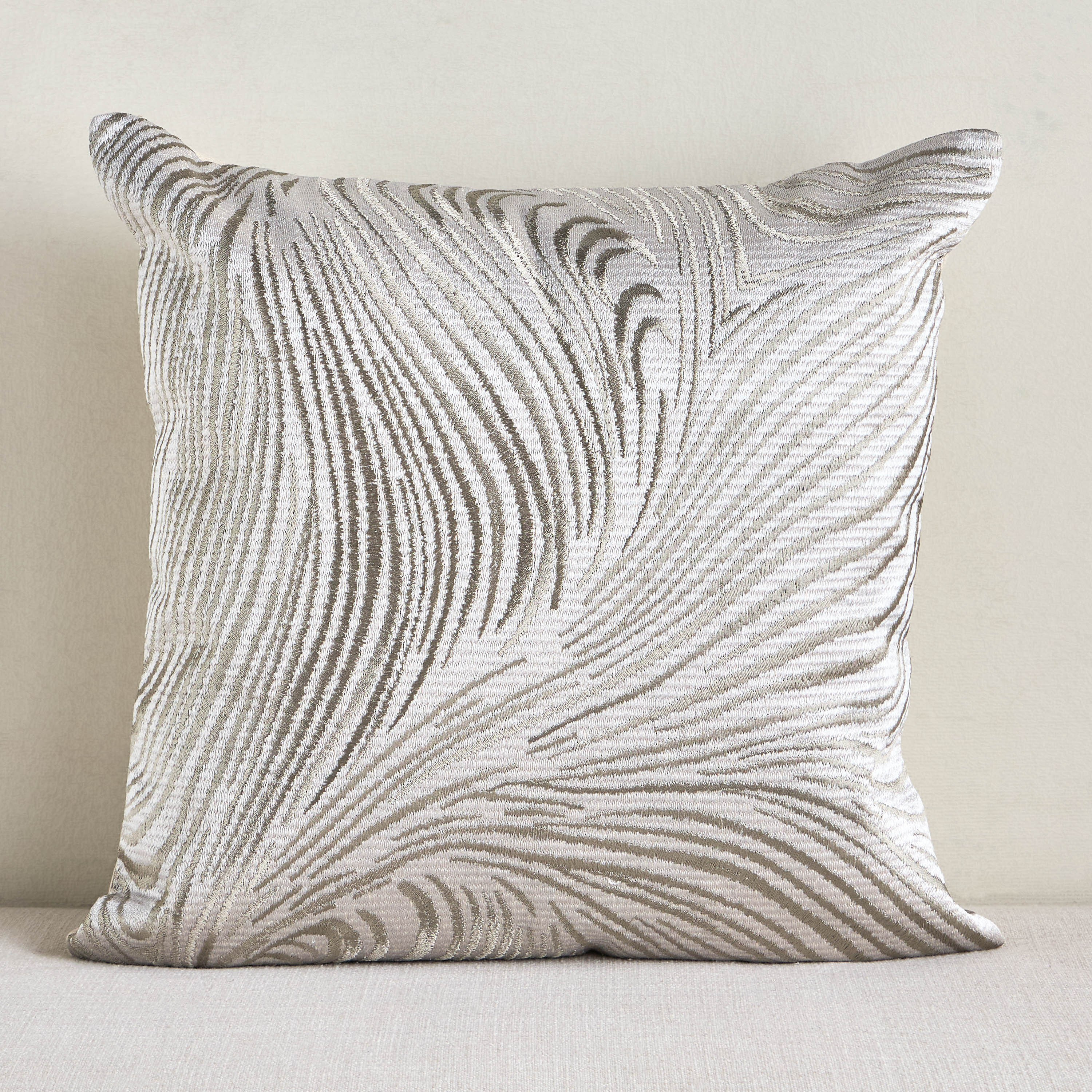Winter Hakuba Wave Embroidered Cushion Cover - 50x50 cm-household-cushionsandthrows-cushioncovers-image-1