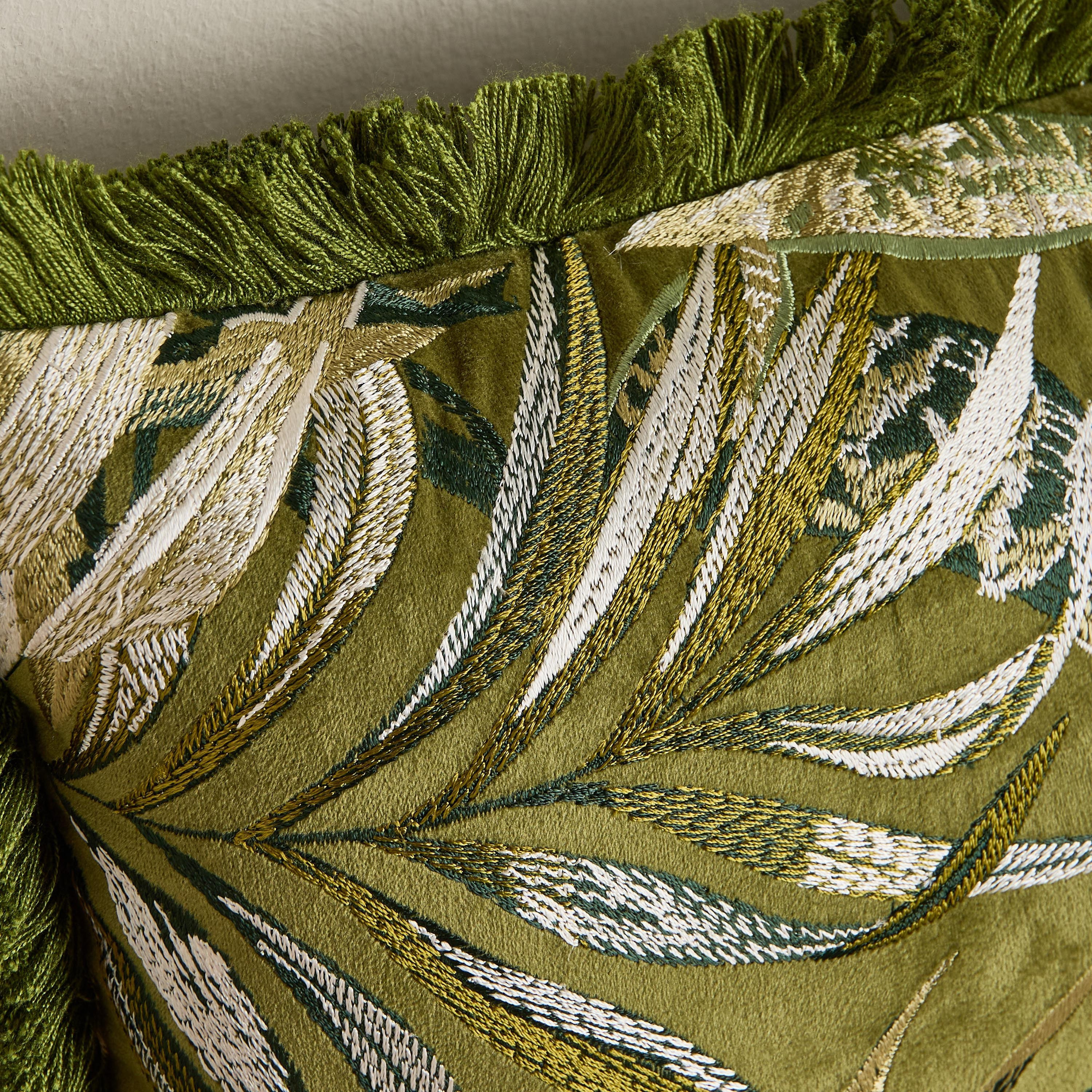 وسادة محشوة بتطريز أوراق شجر - تسوبو - 30x50 سم-household-cushionsandthrows-filledcushions-decorativecushions-image-2