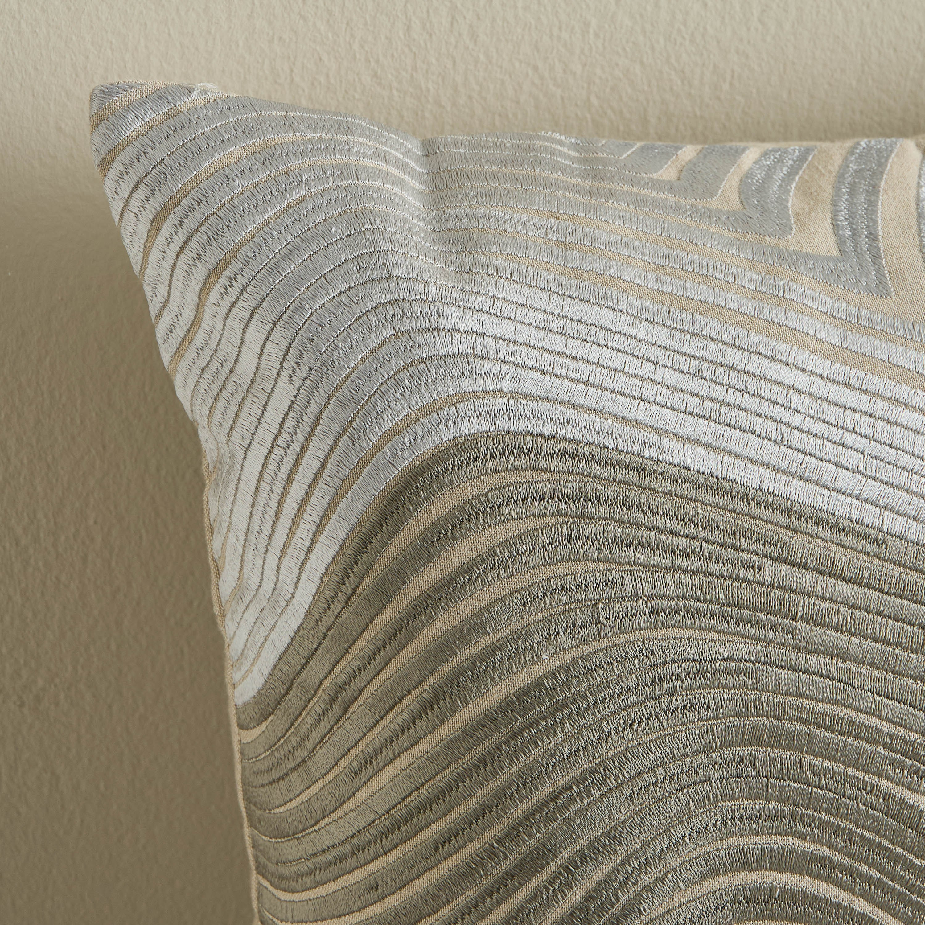 Winter Posad Embroidered Cushion Cover - 50x50 cm-household-cushionsandthrows-cushioncovers-image-2