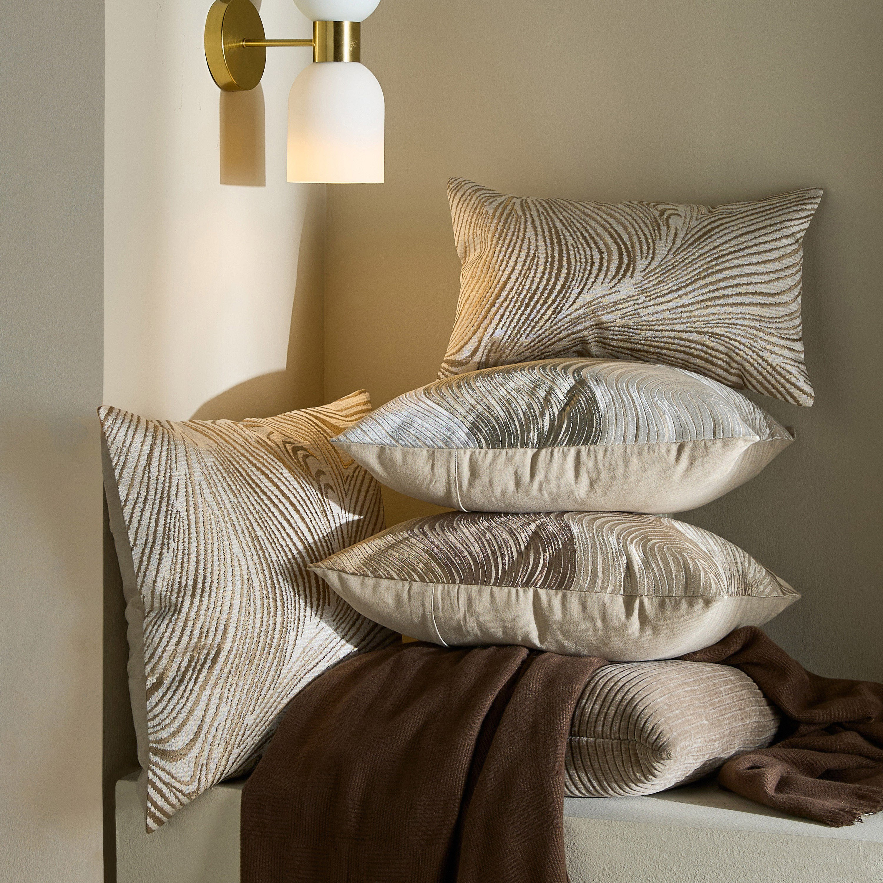 Winter Posad Wave Embroidered Filled Cushion - 50x50 cm-household-cushionsandthrows-filledcushions-decorativecushions-image-4