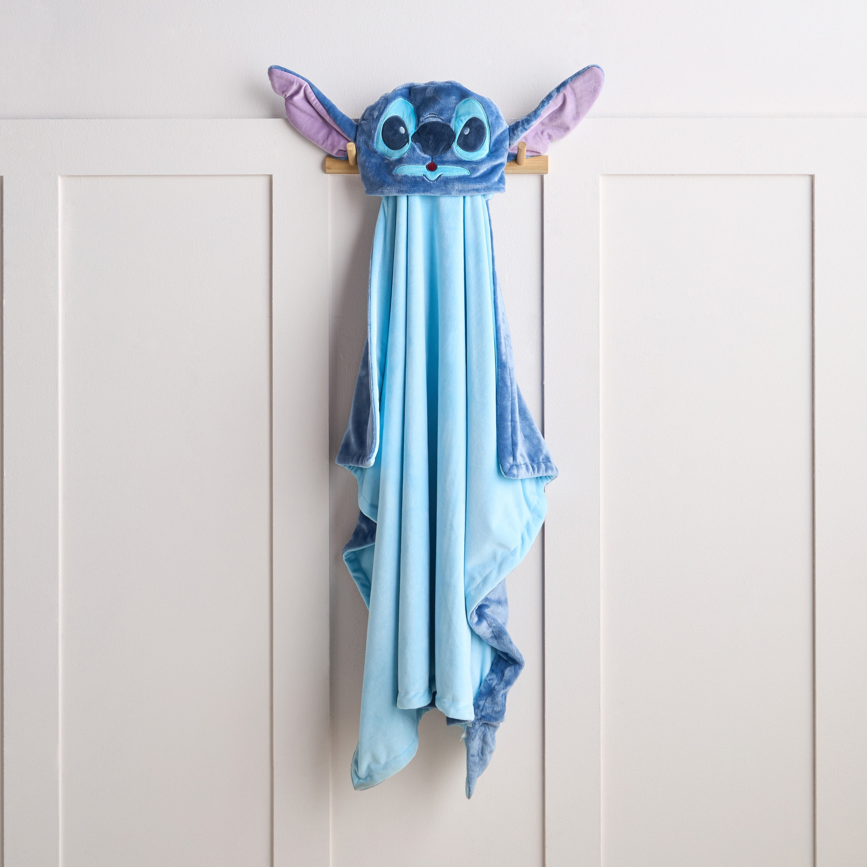 Stitch Hooded Blanket - 125x100 cm
