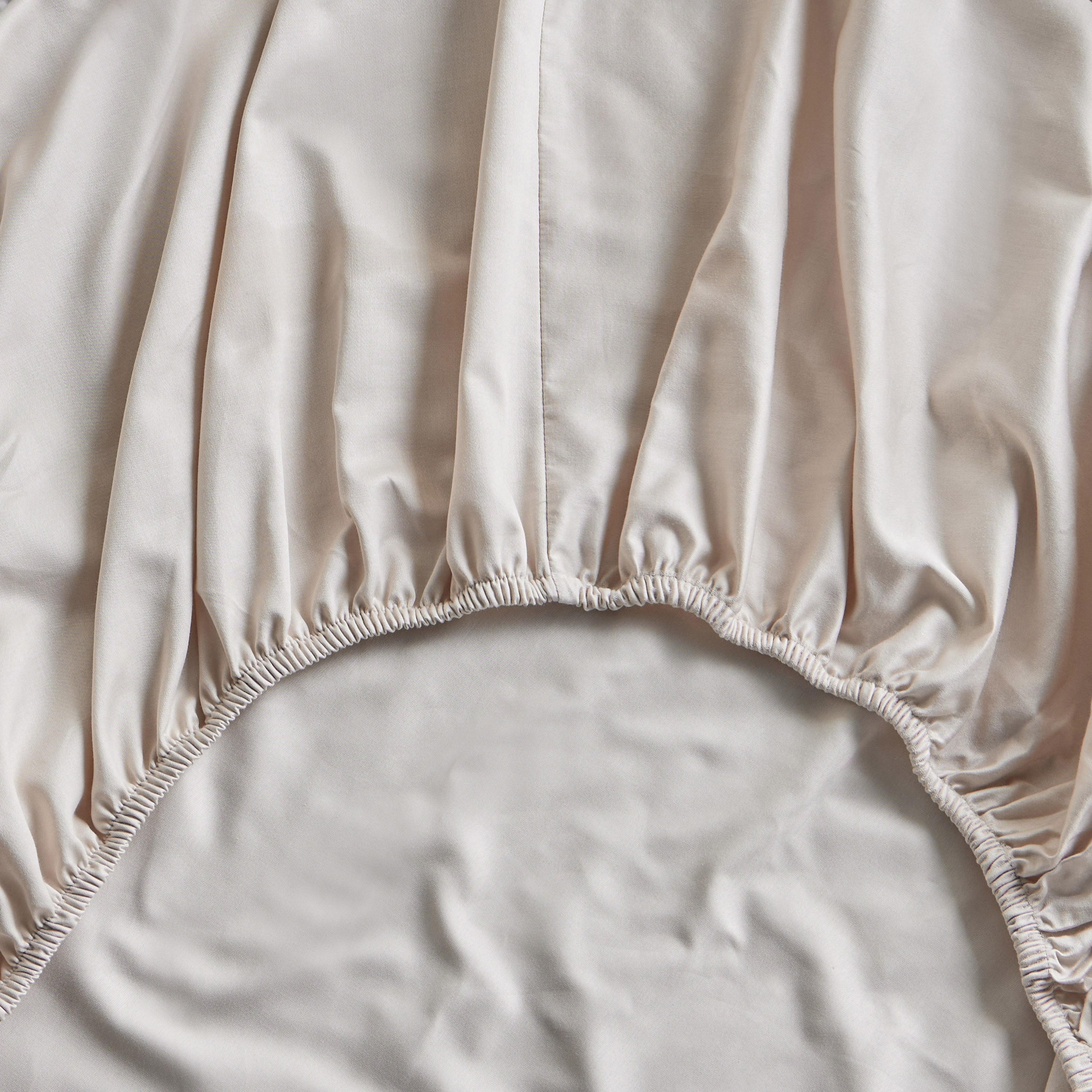 37.5 Degree Cotton Sateen 400 Thread Count Queen Fitted Sheet - 160x200 cm-household-bedding-sheetsandpillowcases-fittedsheets-image-2