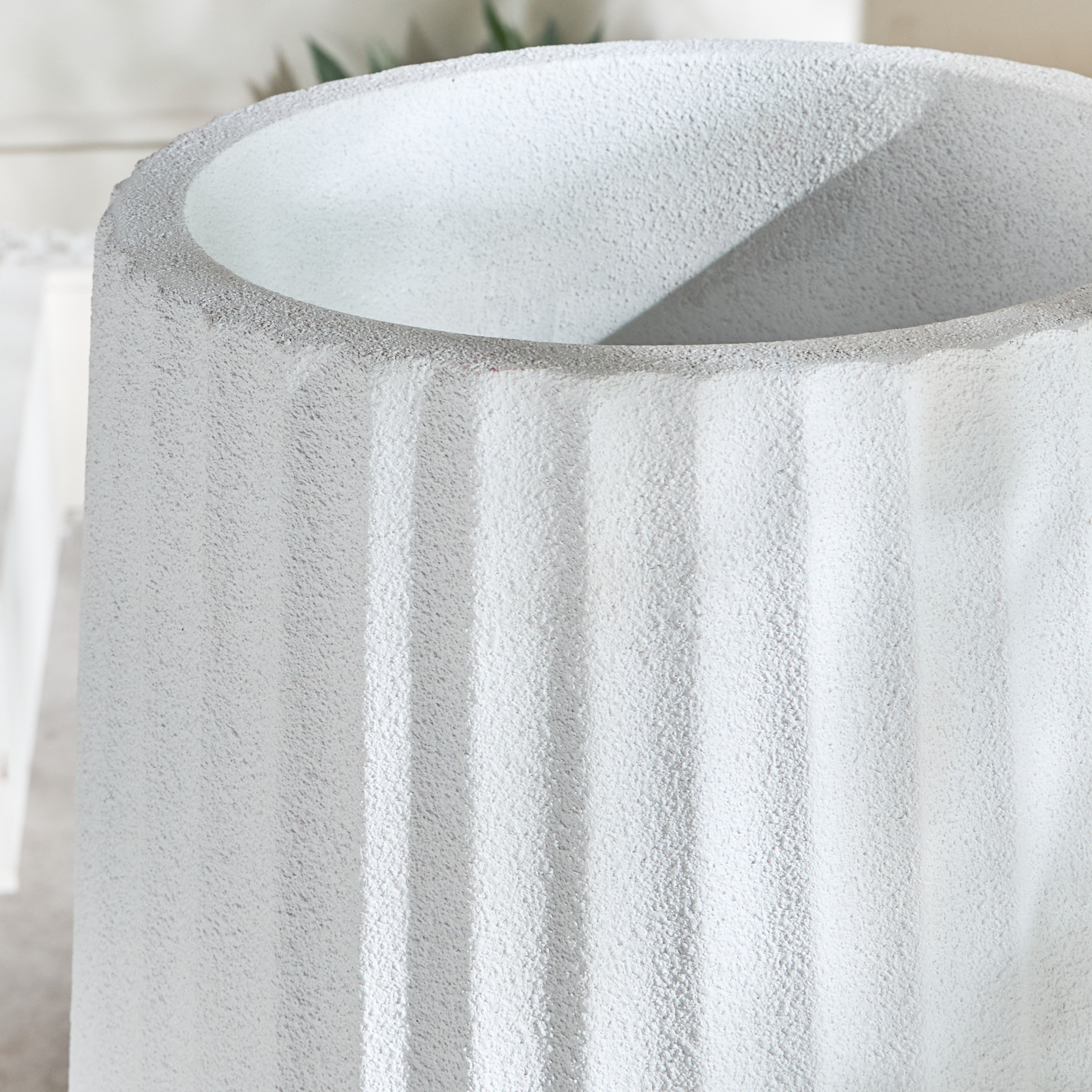 Stucco Ribbed Polyresin Outdoor Planter - 76 cm-household-gardenandoutdoor-potsandplanters-planters-image-3
