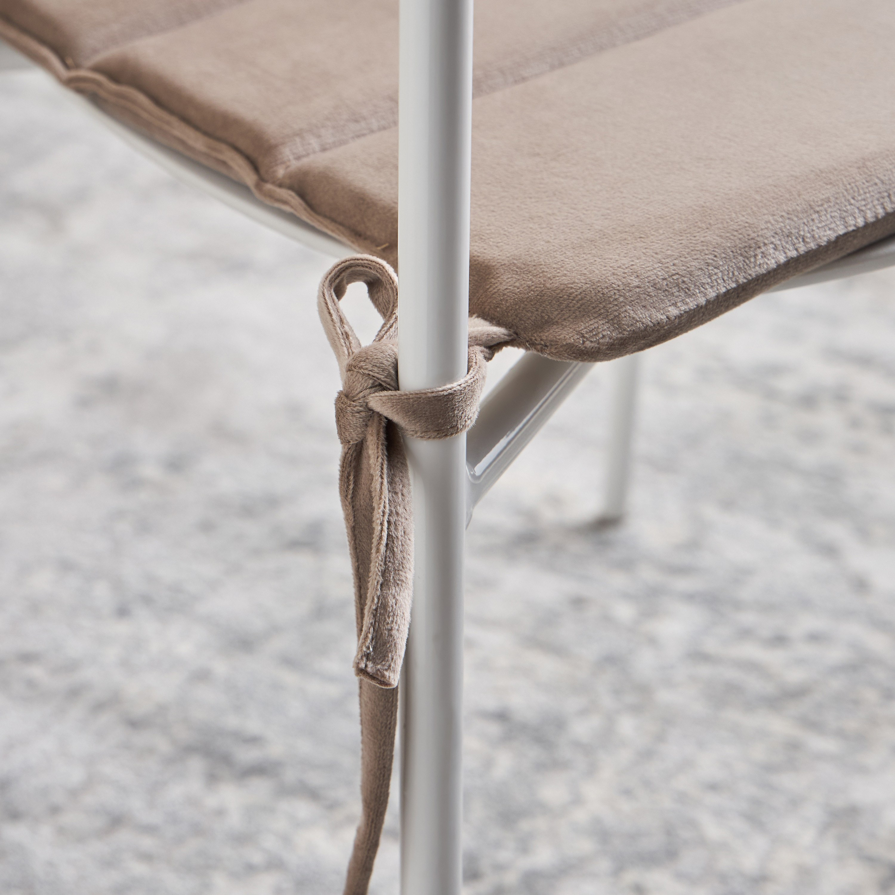Rico Chair Pad with Tie Backs - 38x38 cm-household-cushionsandthrows-chairpads-image-2