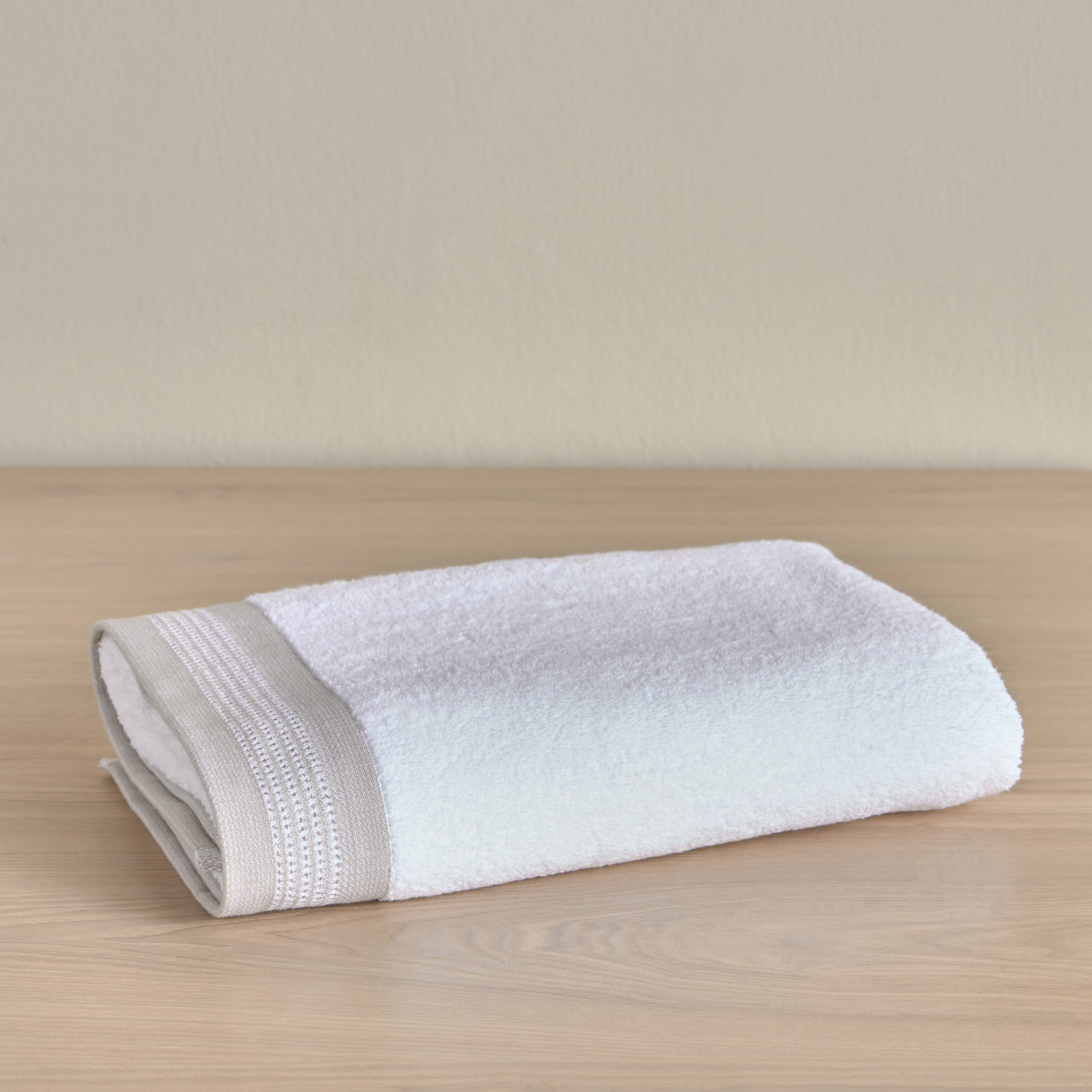 Velair 650 GSM Portuguese Cotton Bath Sheet - 86x150 cm-household-bathandlaundry-bathlinen-towels-image-1