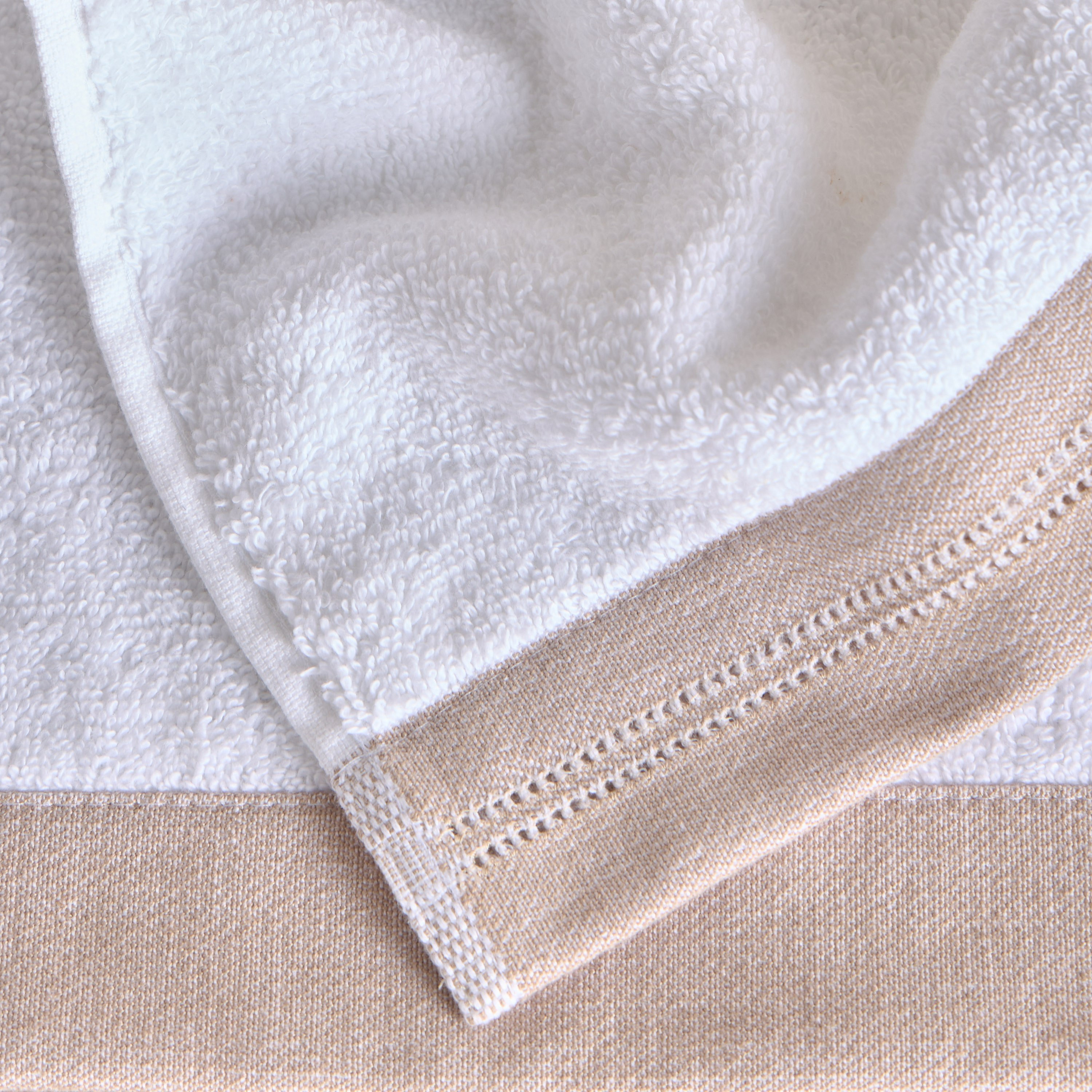 Velair 4-Piece 650 GSM Portuguese Cotton Fingertip Towel Set - 30x30 cm-household-bathandlaundry-bathlinen-towels-image-3